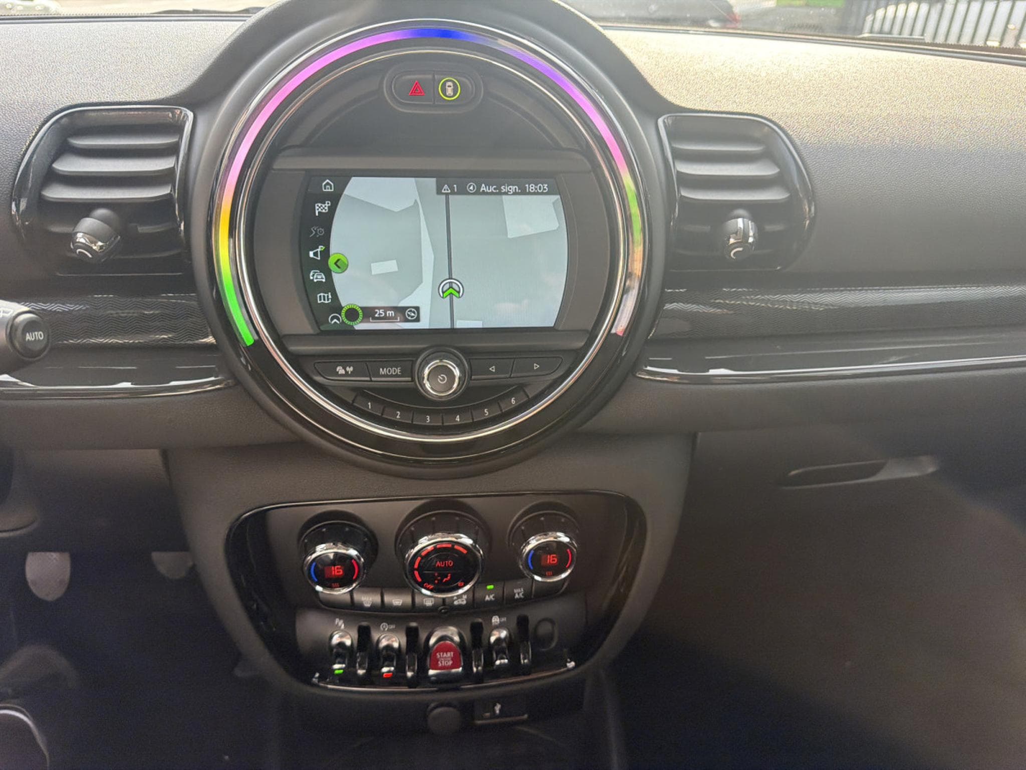Mini Clubman One D 115CV BM6 (2020) - Photo 15