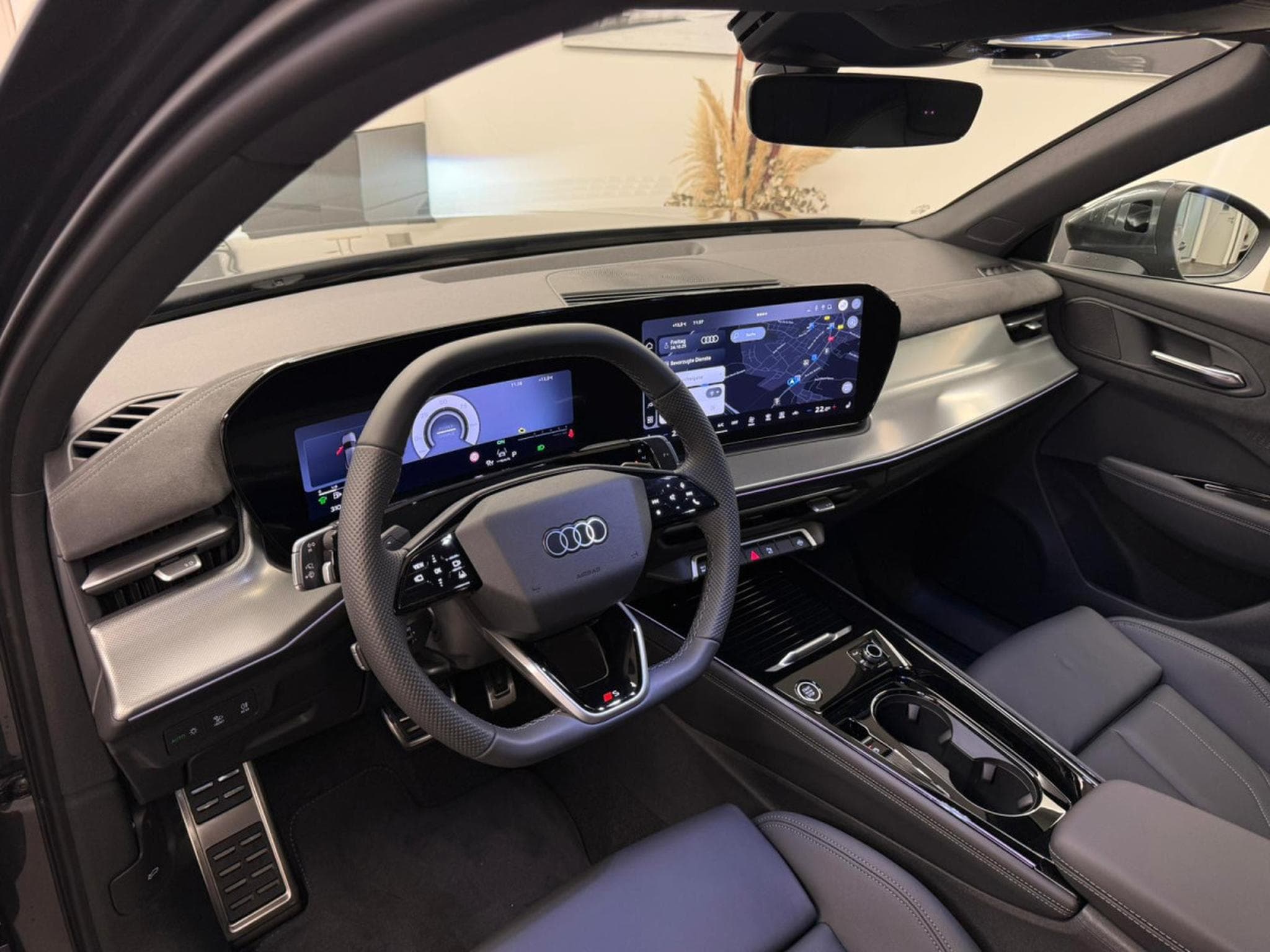 Audi Q3 SUV e-hybrid S Line 272 CV / 200 KW S tronic (2025) - Photo 4