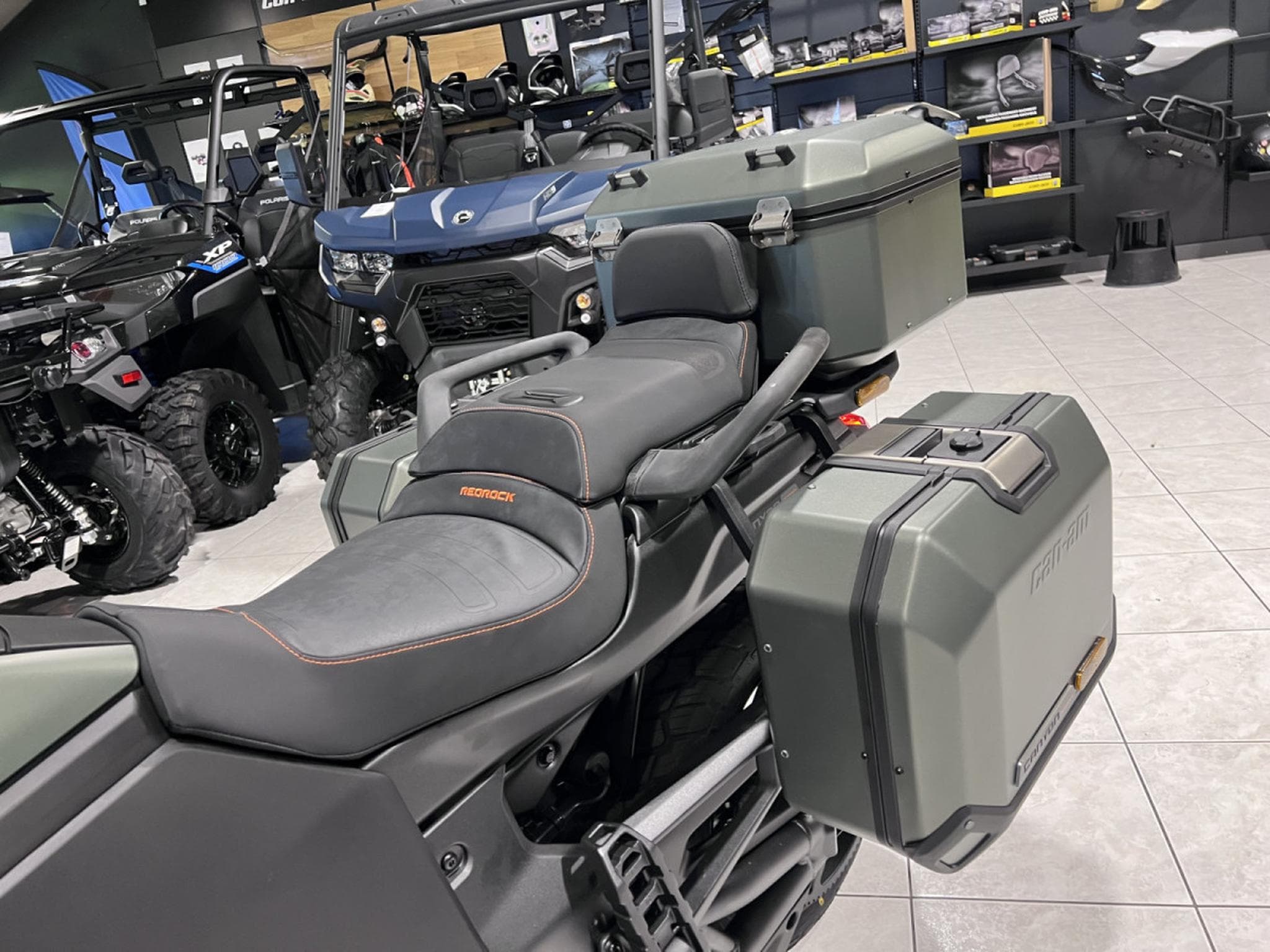 BRP Can-Am Canyon REDROCK MY25 (2026) - Photo 6