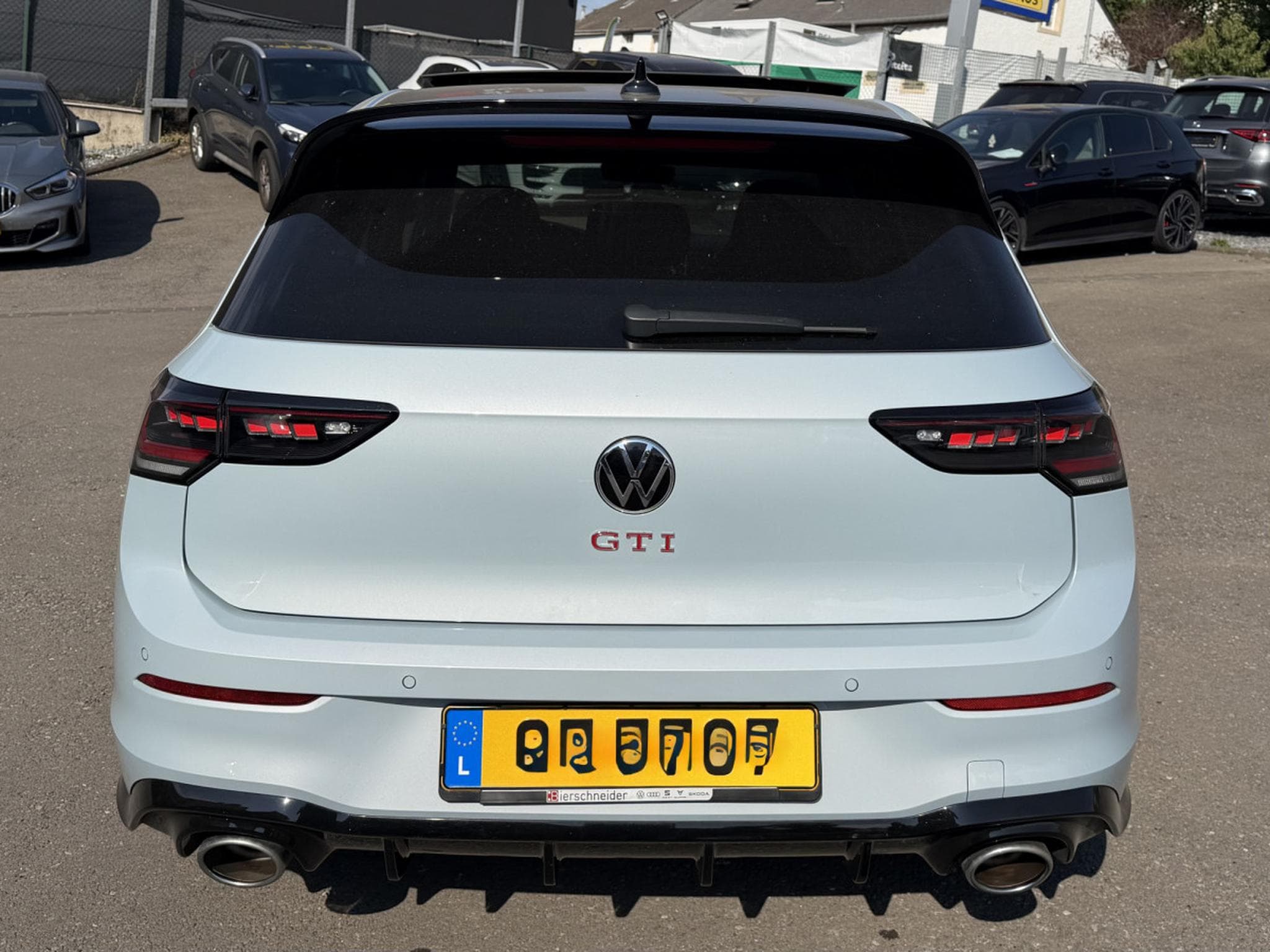 VW Golf GTI FACELIFT 2.0 TSI 300 CLUBSPORT CRYSTAL ICE BLUE IQ LIGHT (2025) - Photo 3