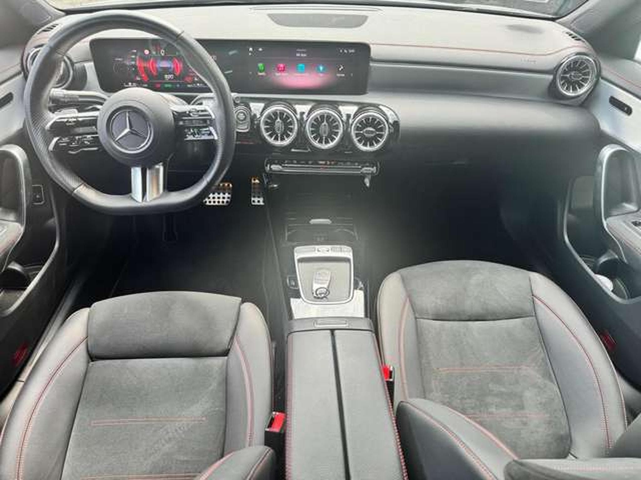 Mercedes CLA 250 CLA 250 4Matic 8G-DCT Edition AMG Line (2024) - Photo 12