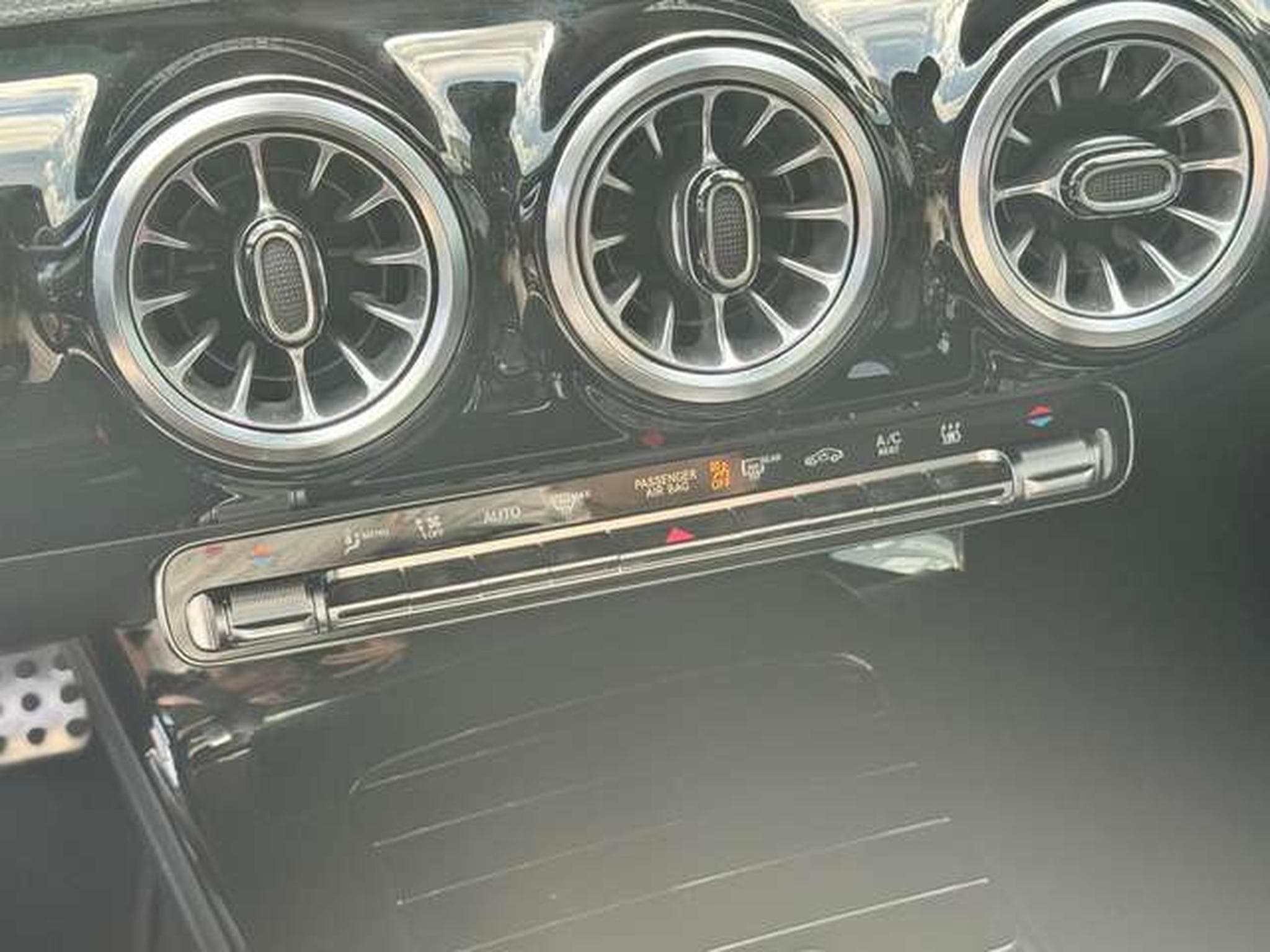 Mercedes CLA 250 CLA 250 4Matic 8G-DCT Edition AMG Line (2024) - Photo 21