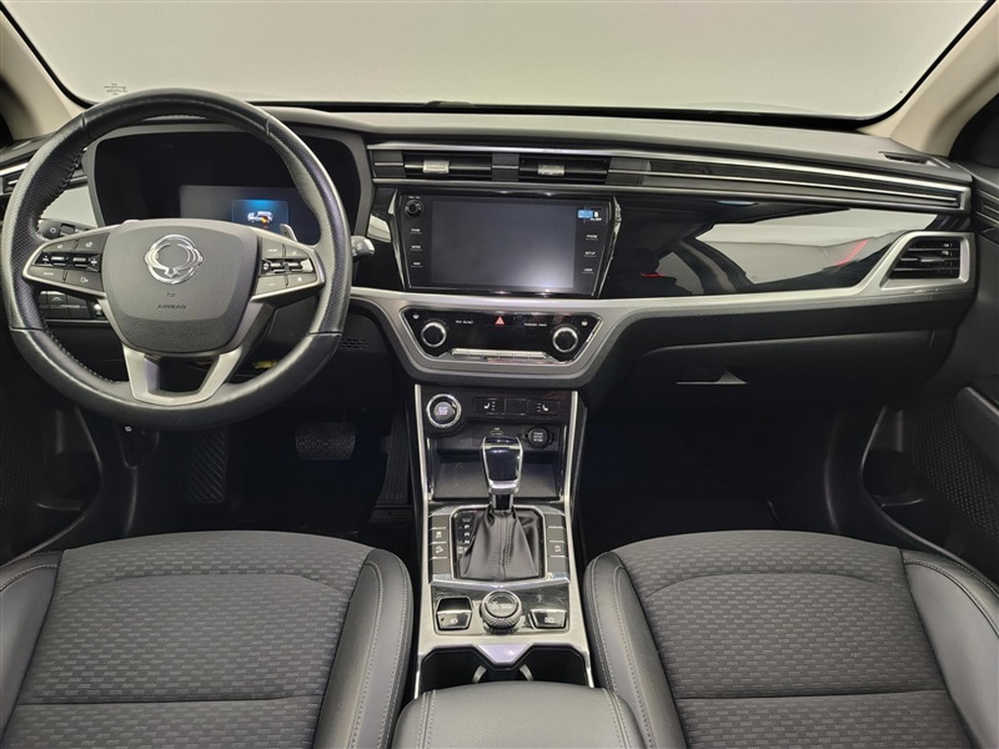 SsangYong Korando 1.5 T-GDI 4WD Onyx (EU6d) (2022) - Photo 8