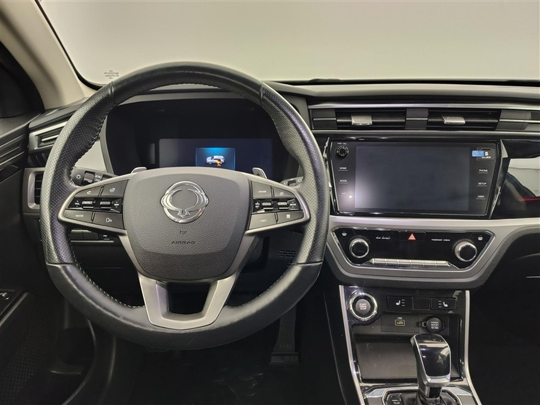 SsangYong Korando 1.5 T-GDI 4WD Onyx (EU6d) (2022) - Photo 9