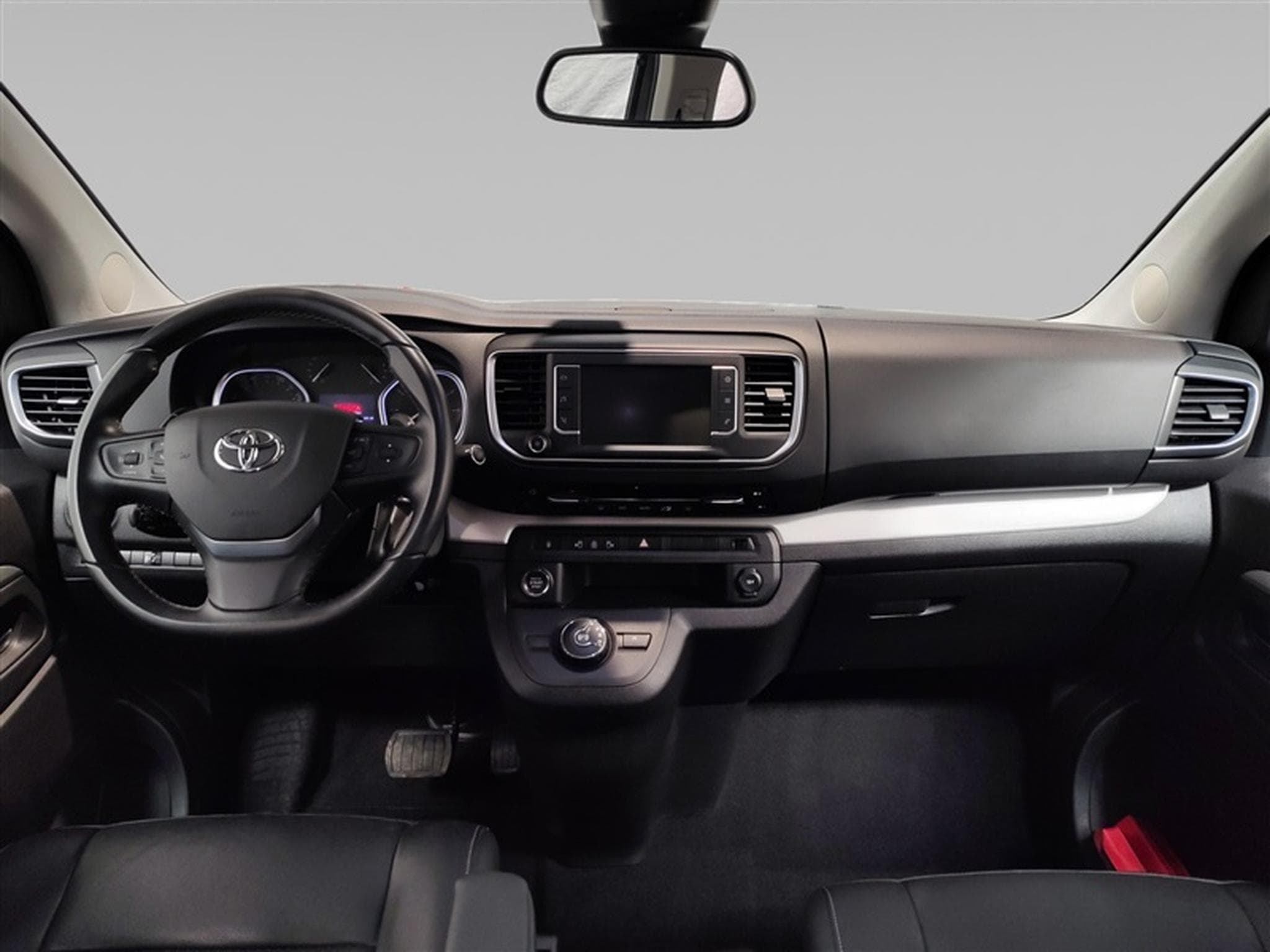 Toyota Proace Auto VIP 6 Pl LONG Cuir / Navi CarPlay / PDC / Caméra /... (2024) - Photo 8