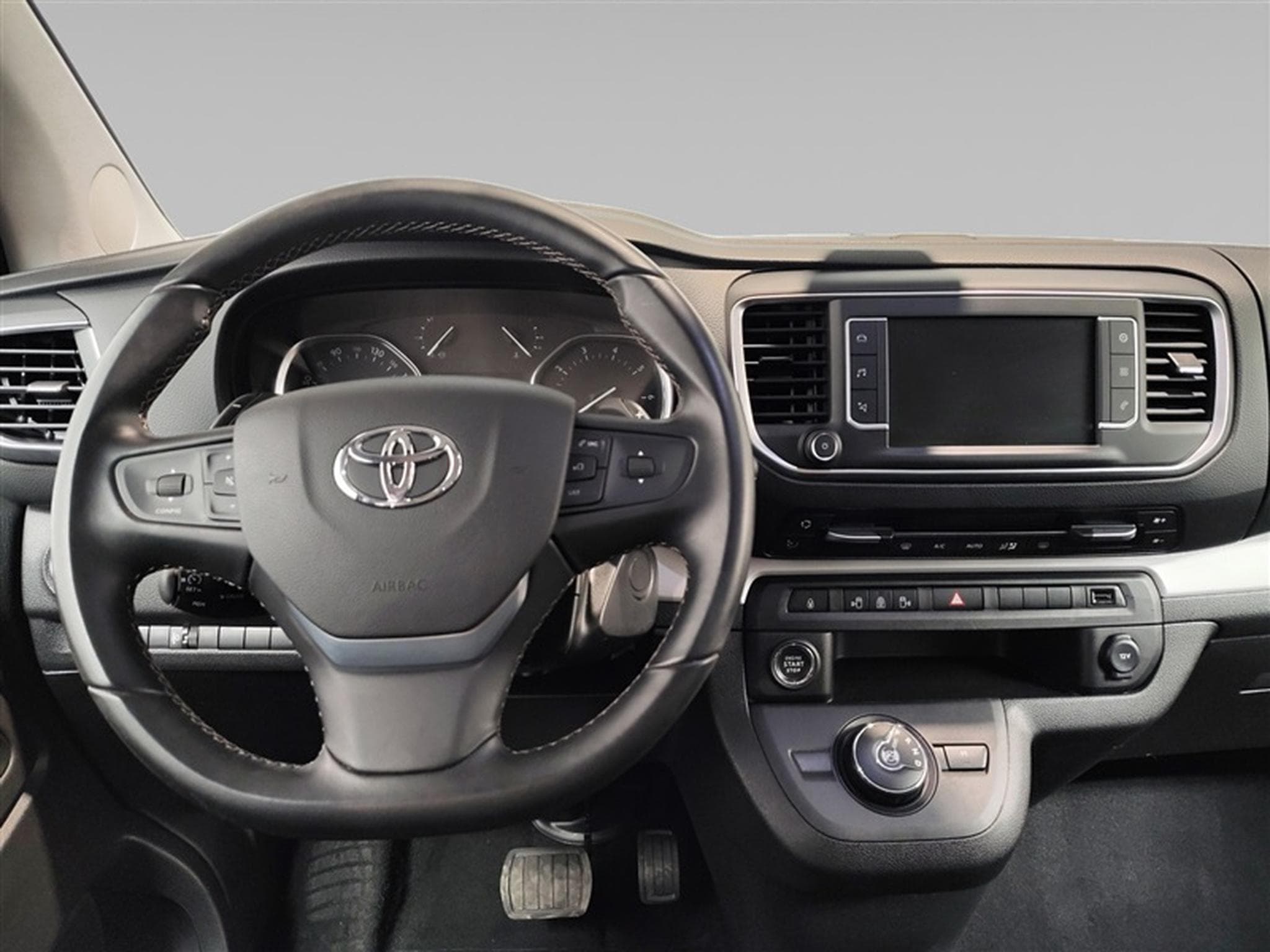 Toyota Proace Auto VIP 6 Pl LONG Cuir / Navi CarPlay / PDC / Caméra /... (2024) - Photo 9