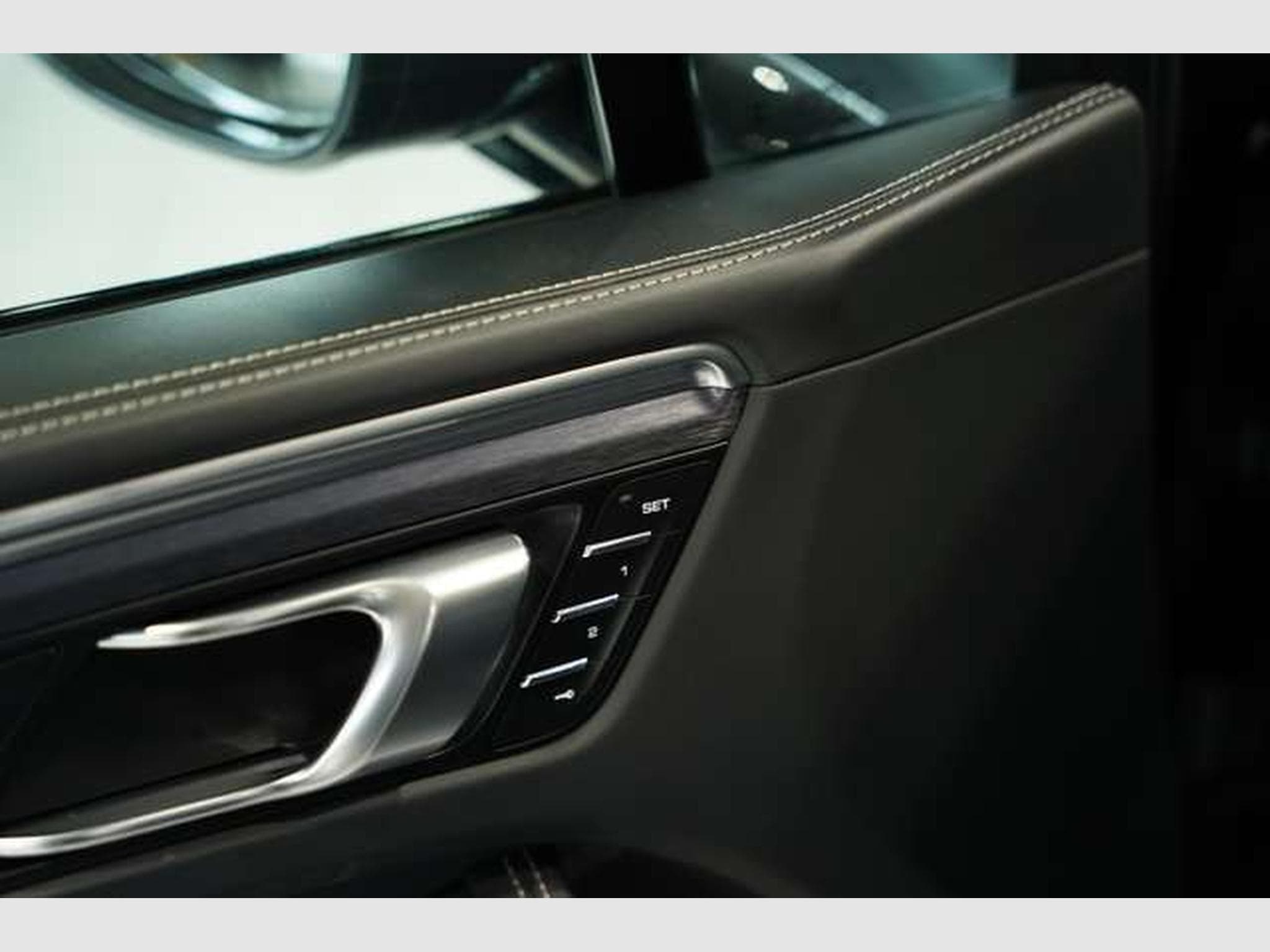 Porsche Macan GTS *21 *ACC *Pano *LUFT *Chrono *BOSE (2022) - Photo 29