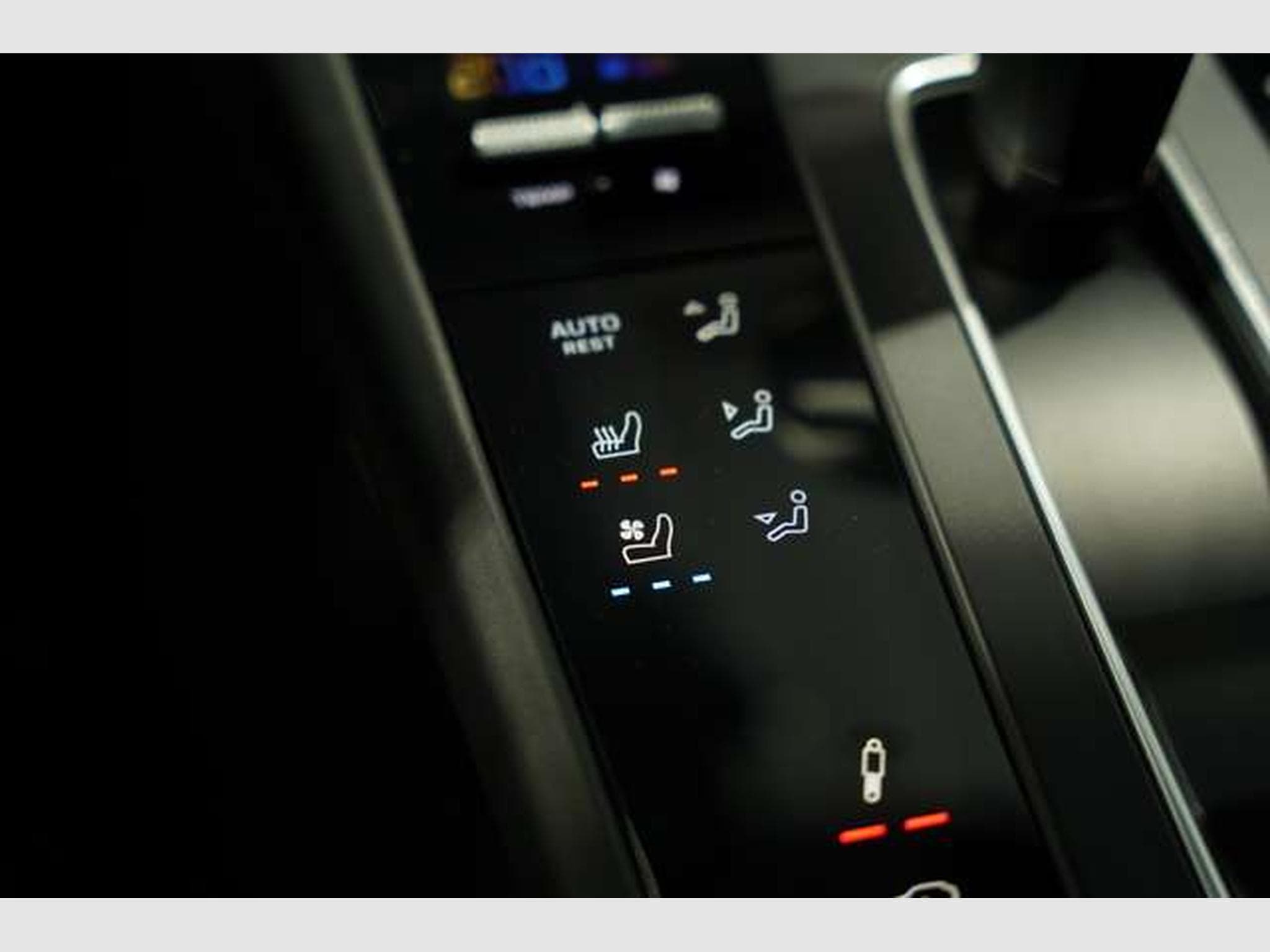 Porsche Macan GTS *21 *ACC *Pano *LUFT *Chrono *BOSE (2022) - Photo 35