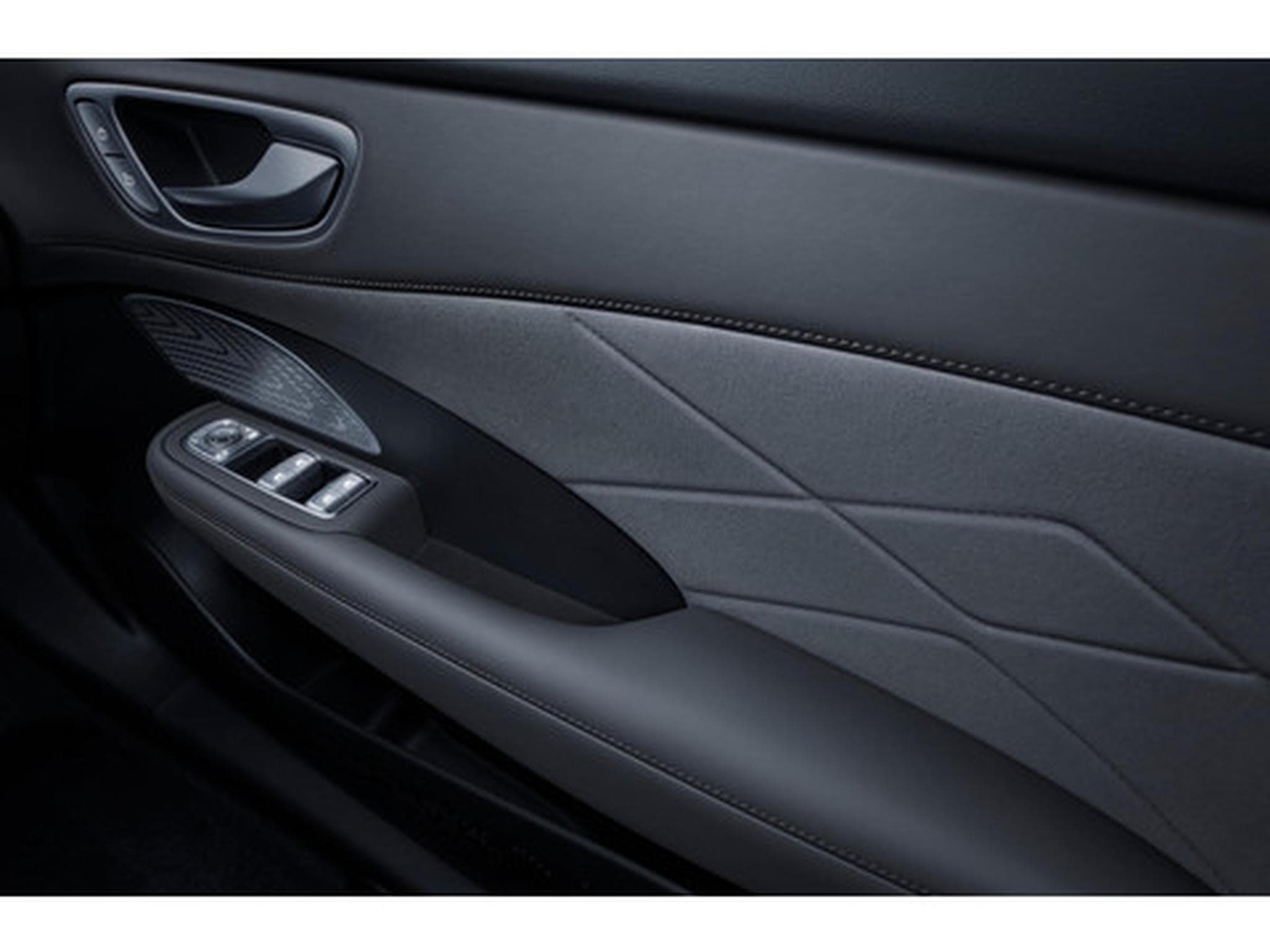 MG MG6 77 kWh Luxury Long Range (2026) - Photo 12