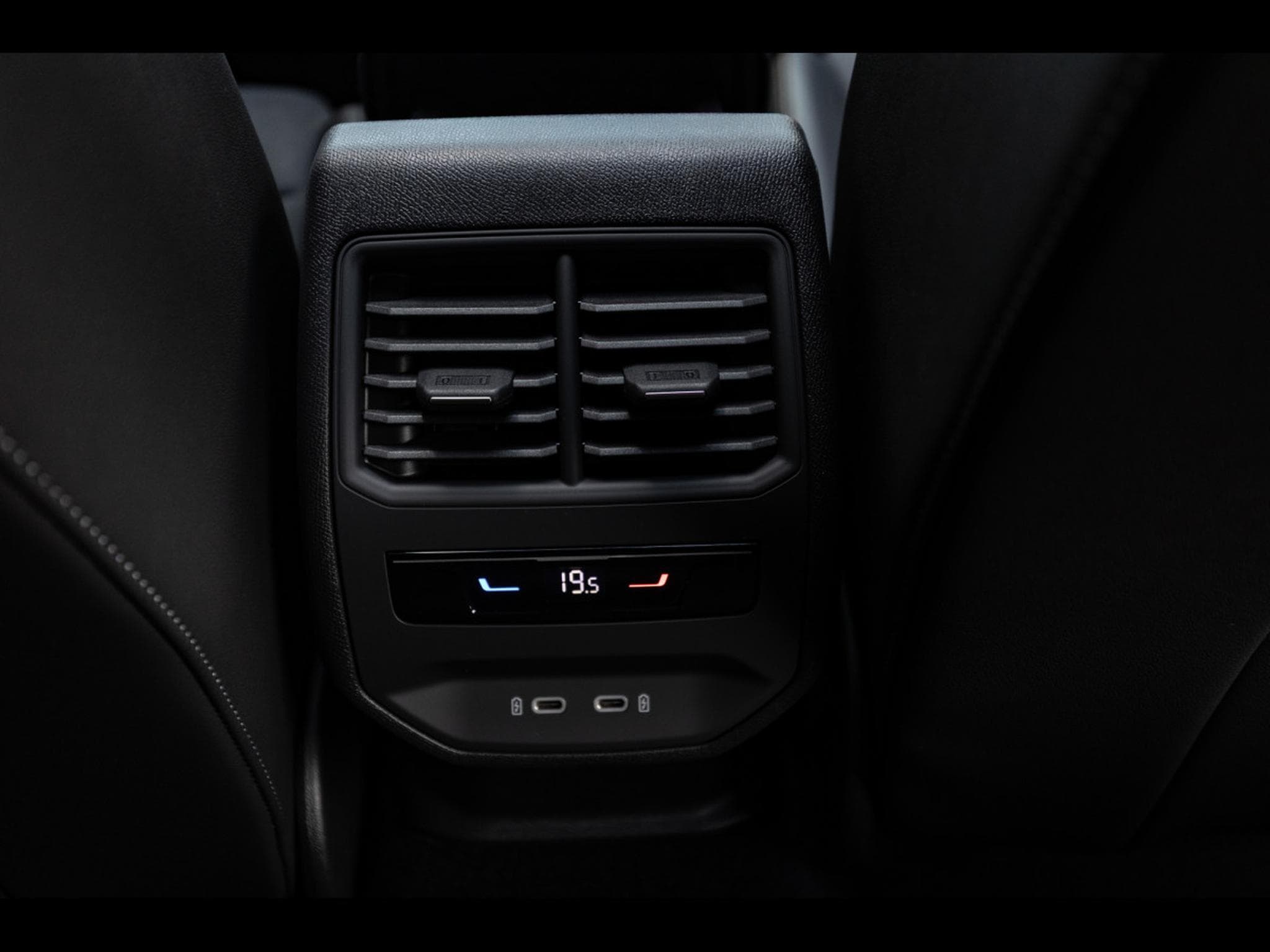 Cupra Formentor VZ 2.0 TSI 333 DSG7 4DRIVE (FACELIFT) – PACK SKYLINE - MAGNE (2025) - Photo 21