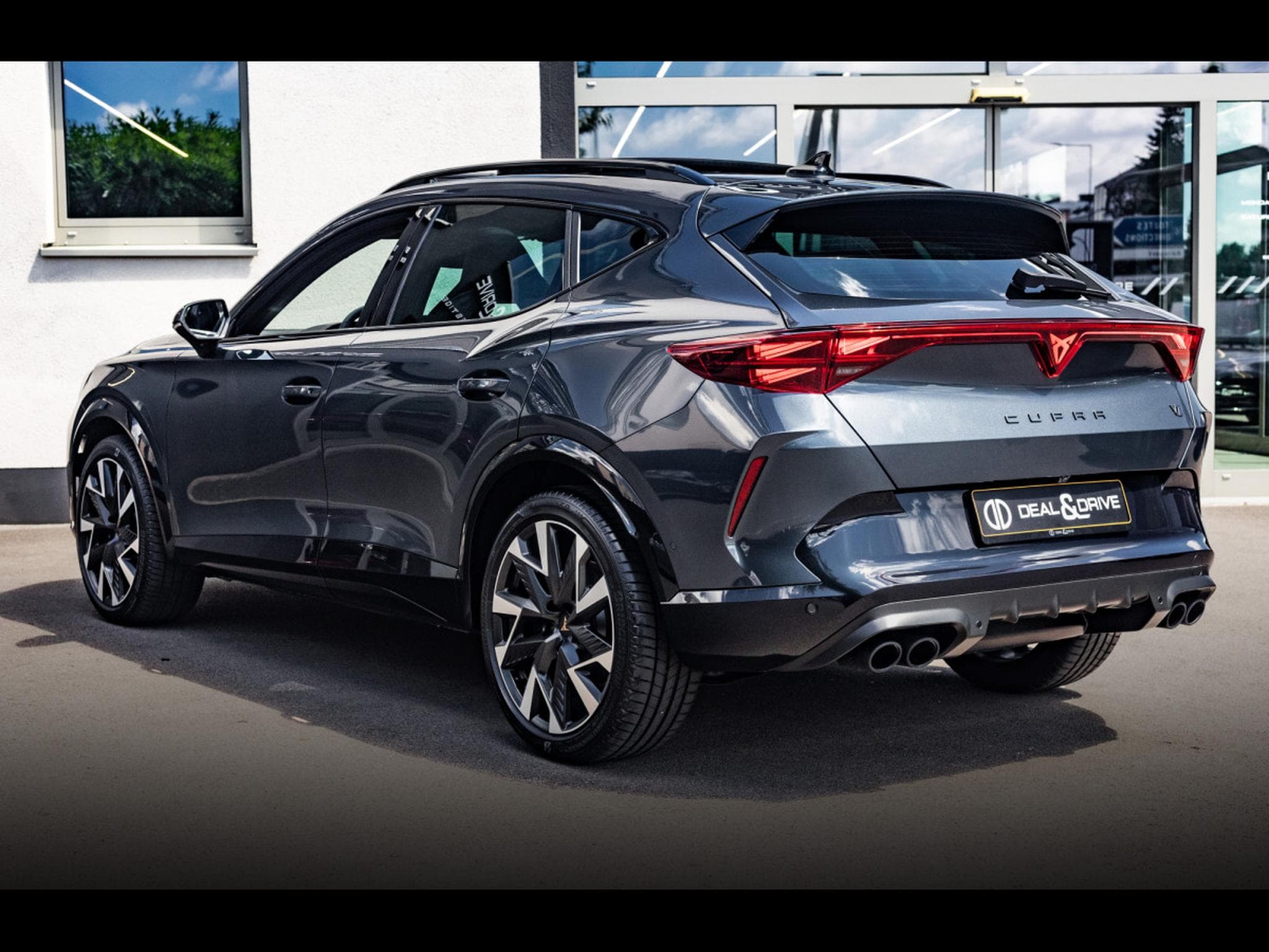 Cupra Formentor VZ 2.0 TSI 333 DSG7 4DRIVE (FACELIFT) – PACK SKYLINE - MAGNE (2025) - Photo 3