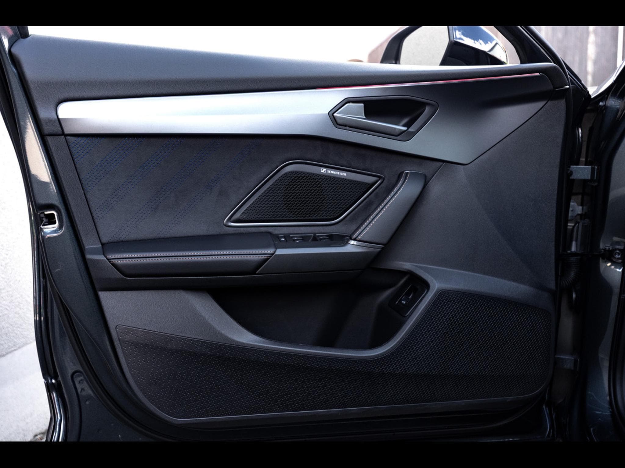 Cupra Formentor VZ 2.0 TSI 333 DSG7 4DRIVE (FACELIFT) – PACK SKYLINE - MAGNE (2025) - Photo 9