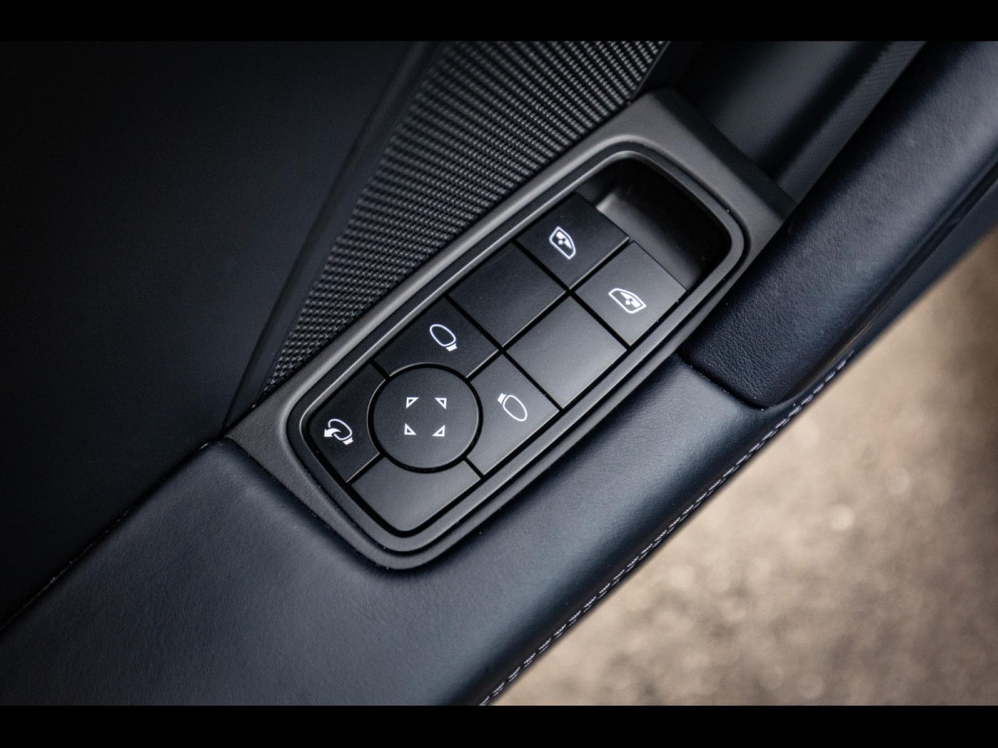 Porsche 911 .2 911 CARRERA T COUPE 6-SPEED MANUAL – VANADIUM GREY + SATI (2025) - Photo 18