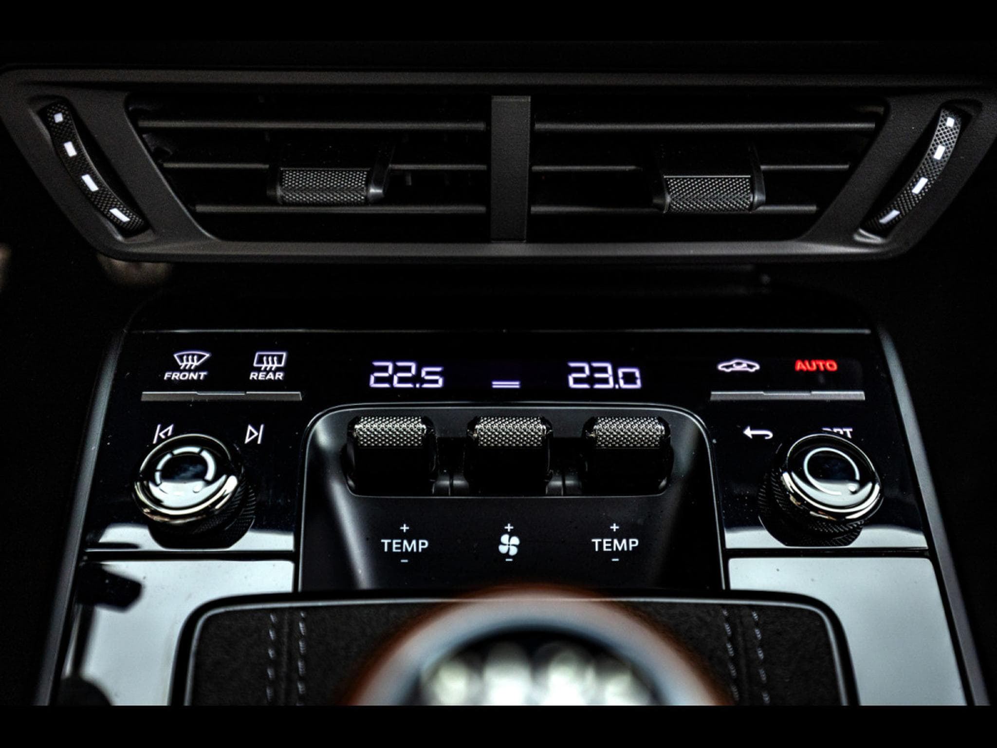 Porsche 911 .2 911 CARRERA T COUPE 6-SPEED MANUAL – VANADIUM GREY + SATI (2025) - Photo 22