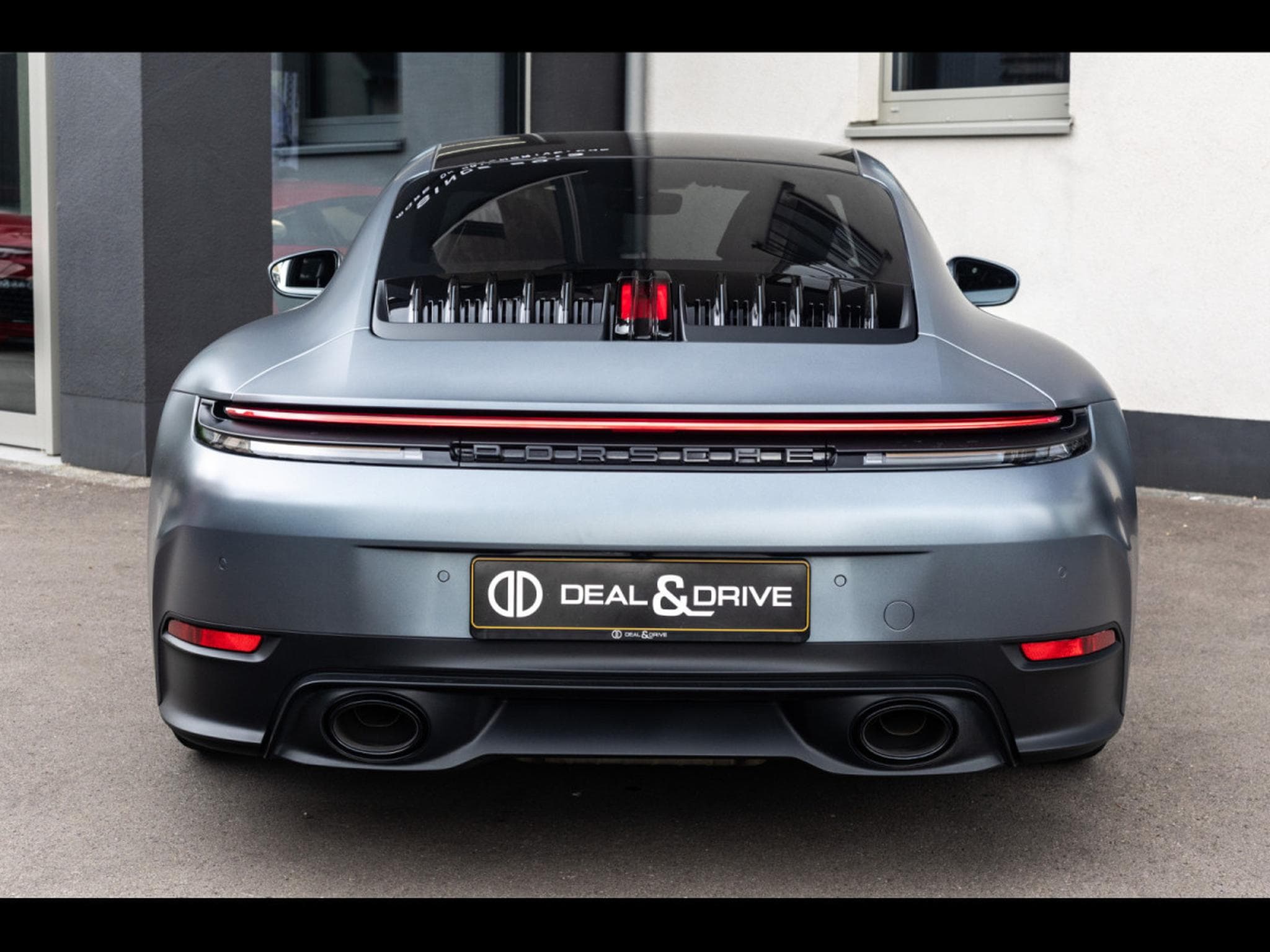 Porsche 911 .2 911 CARRERA T COUPE 6-SPEED MANUAL – VANADIUM GREY + SATI (2025) - Photo 4