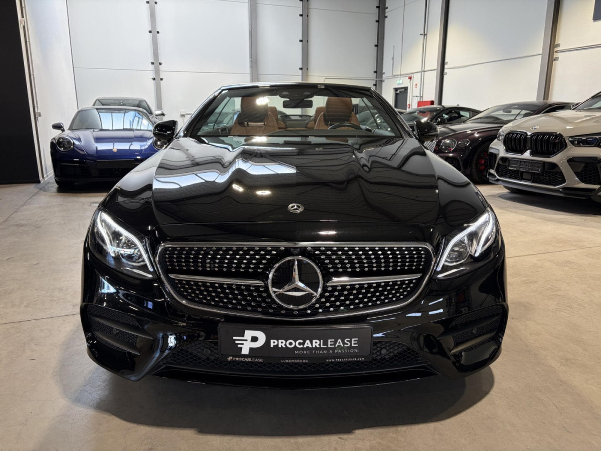 Mercedes E 200 E200 AMG LINE/ BI-COLOR /AMG-LINE/ BURMESTER/ 360° (2020) - Photo 2