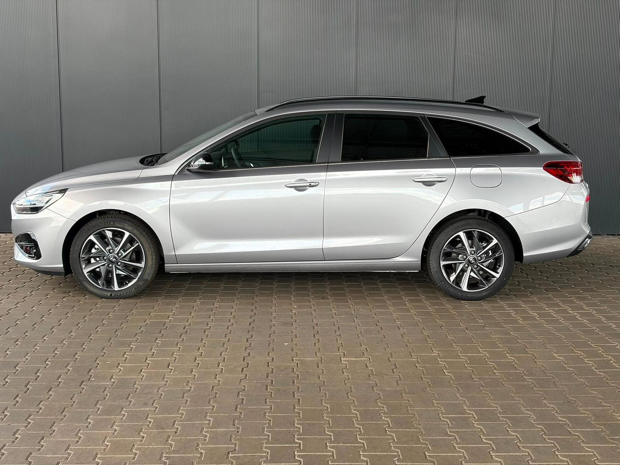 Hyundai i30 GO Plus Comfort Plus Kombi (2025) - Photo 2