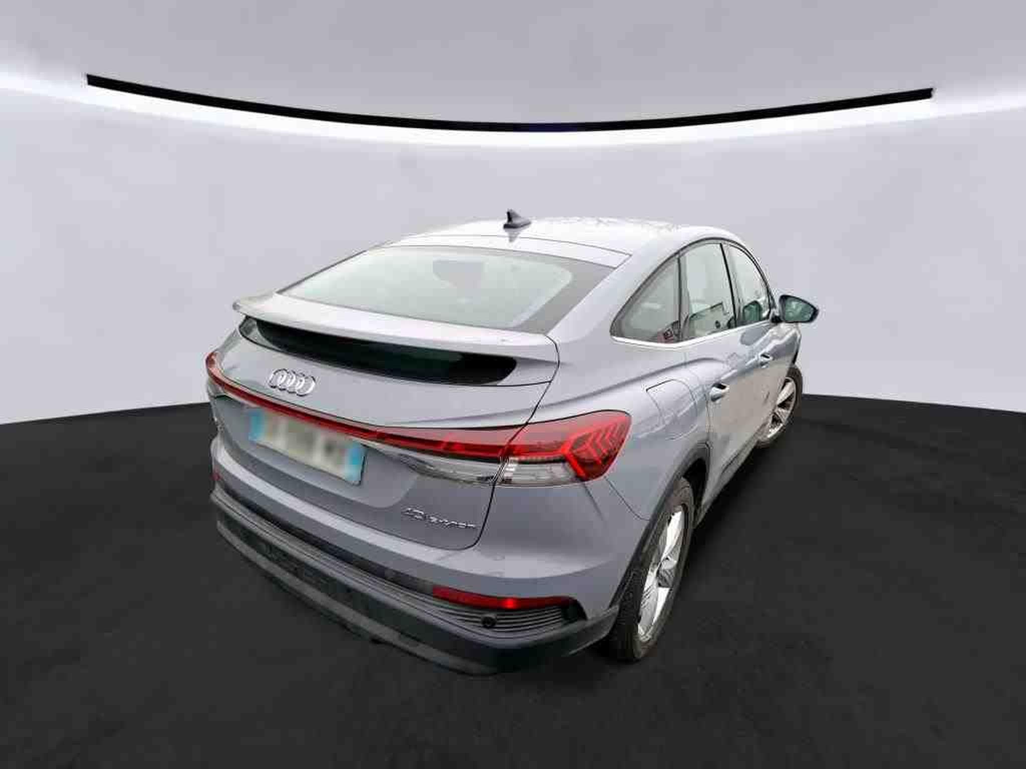 Audi Q4 e-tron Sportback 40 (2023) - Photo 3