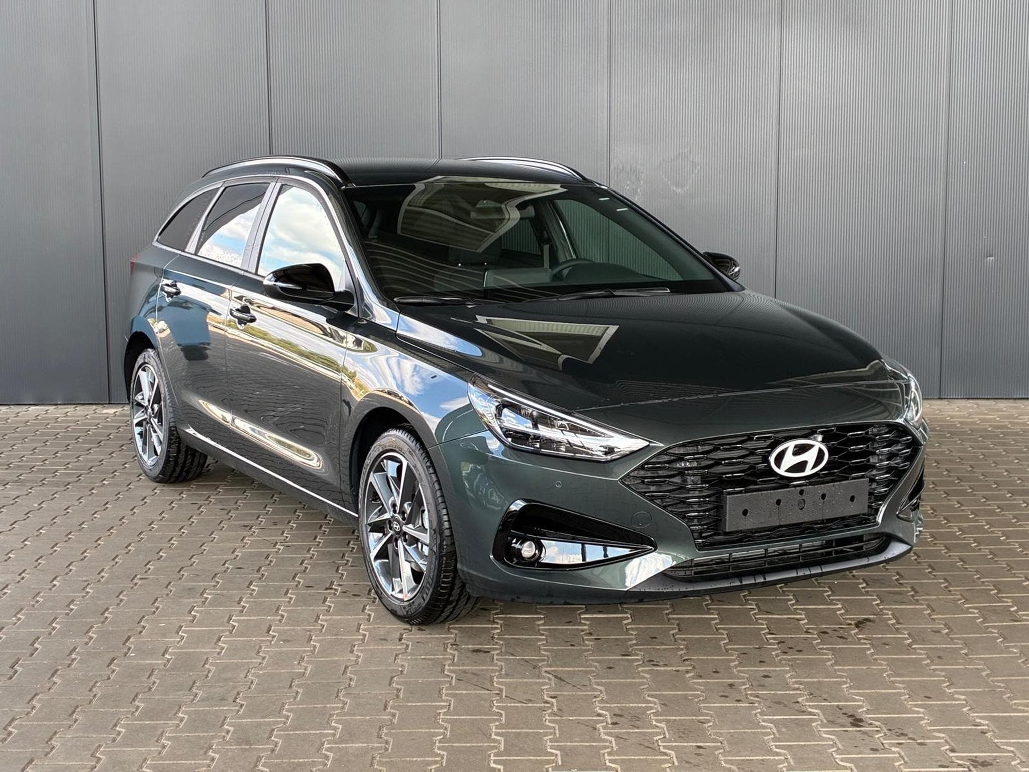Hyundai i30 Comfort Plus Kombi (2025) - Photo 4