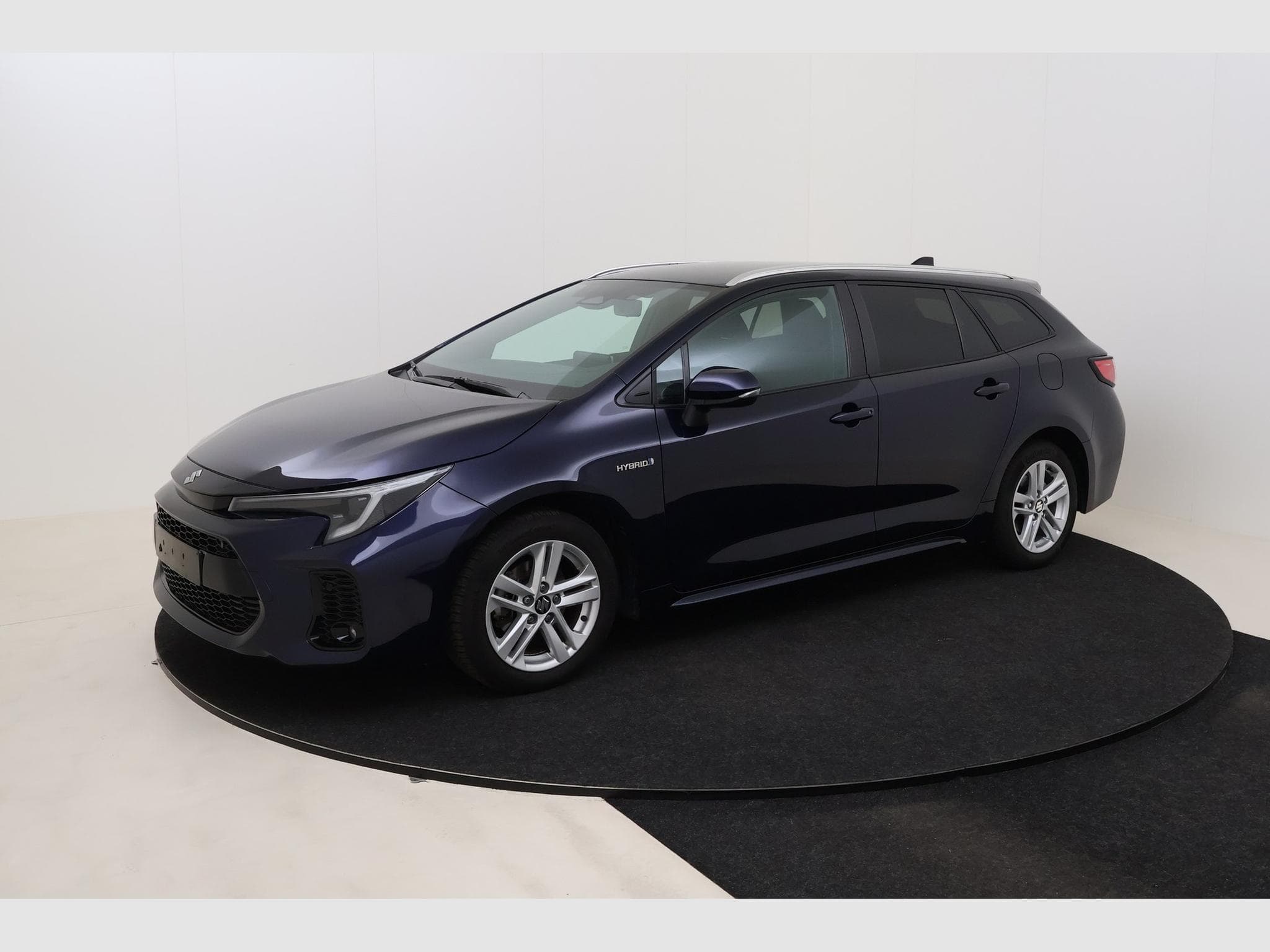 Suzuki Swace GLX (2024) - Photo 10