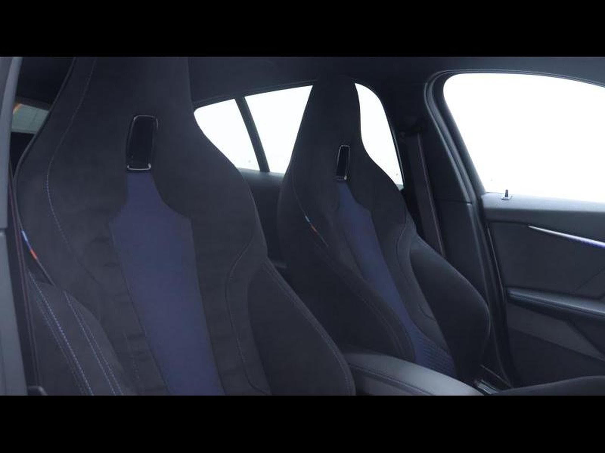 BMW 118 i hatch M Sport Pro Steptronic (2024) - Photo 12