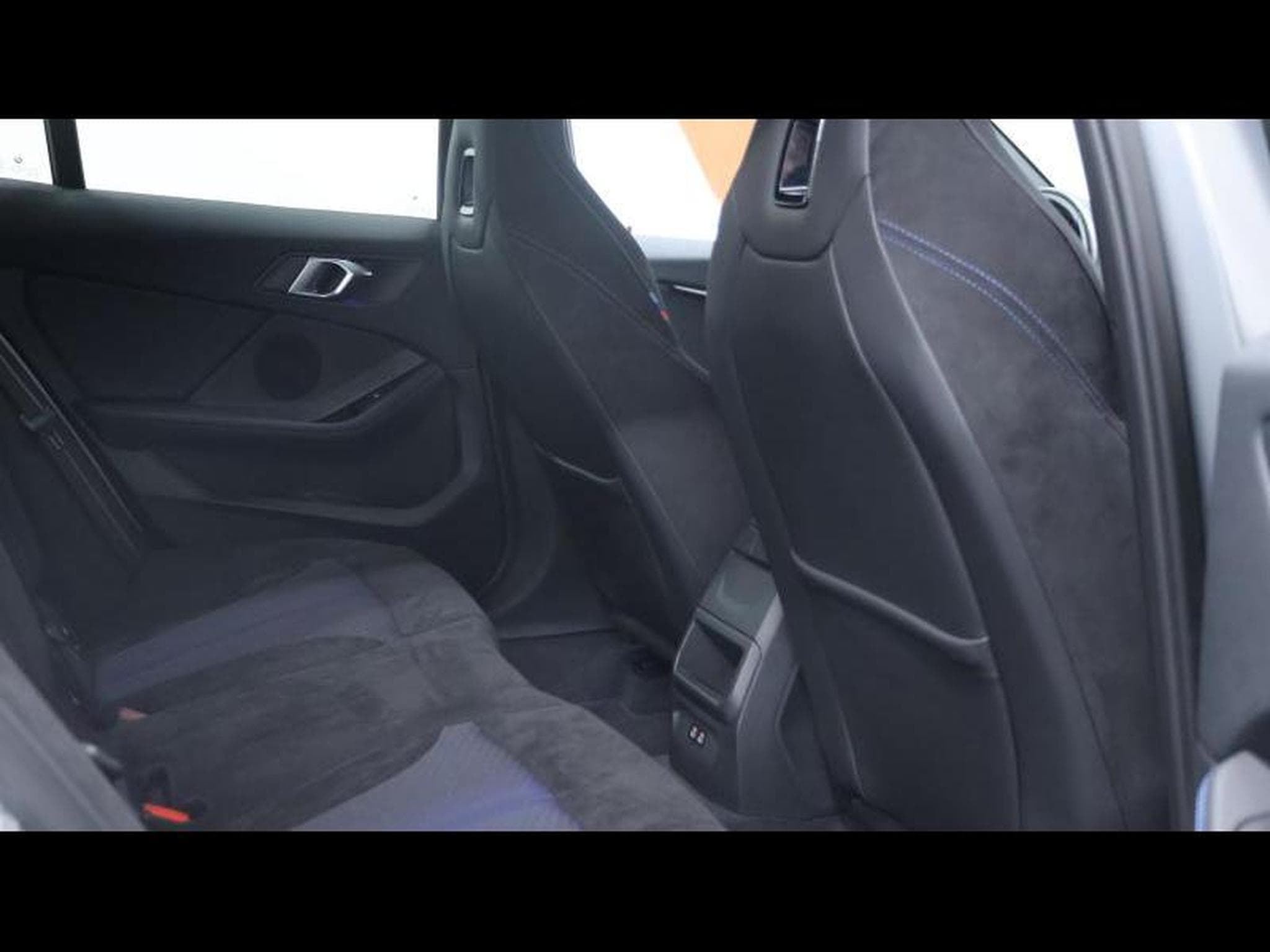 BMW 118 i hatch M Sport Pro Steptronic (2024) - Photo 13