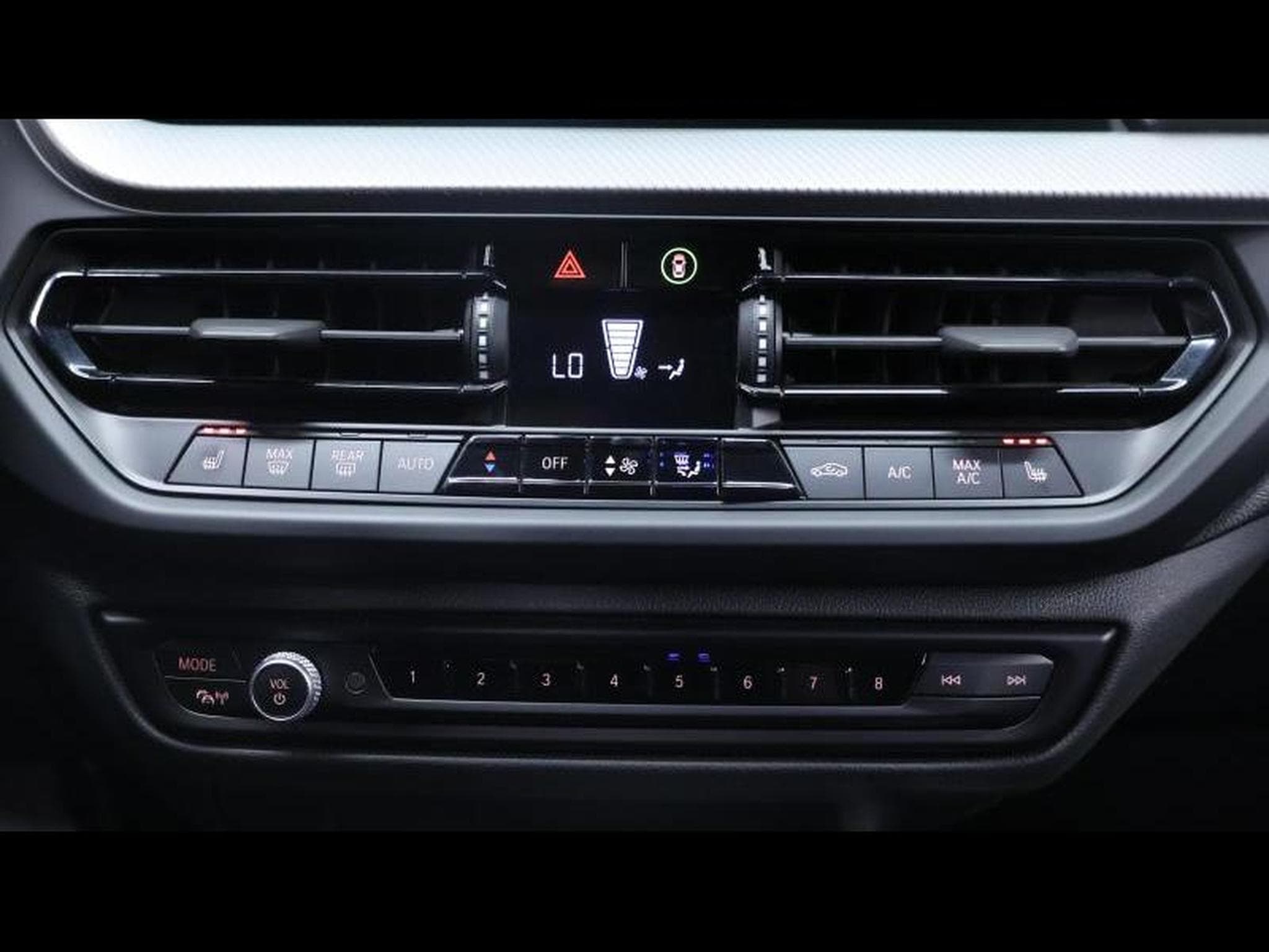 BMW 118 i hatch M Sport Pro Steptronic (2024) - Photo 20