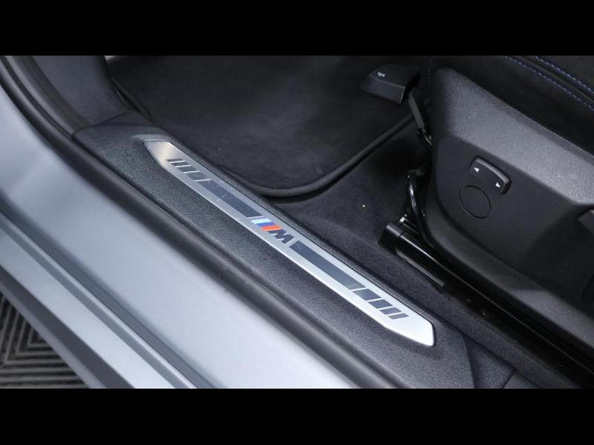 BMW 118 i hatch M Sport Pro Steptronic (2024) - Photo 28