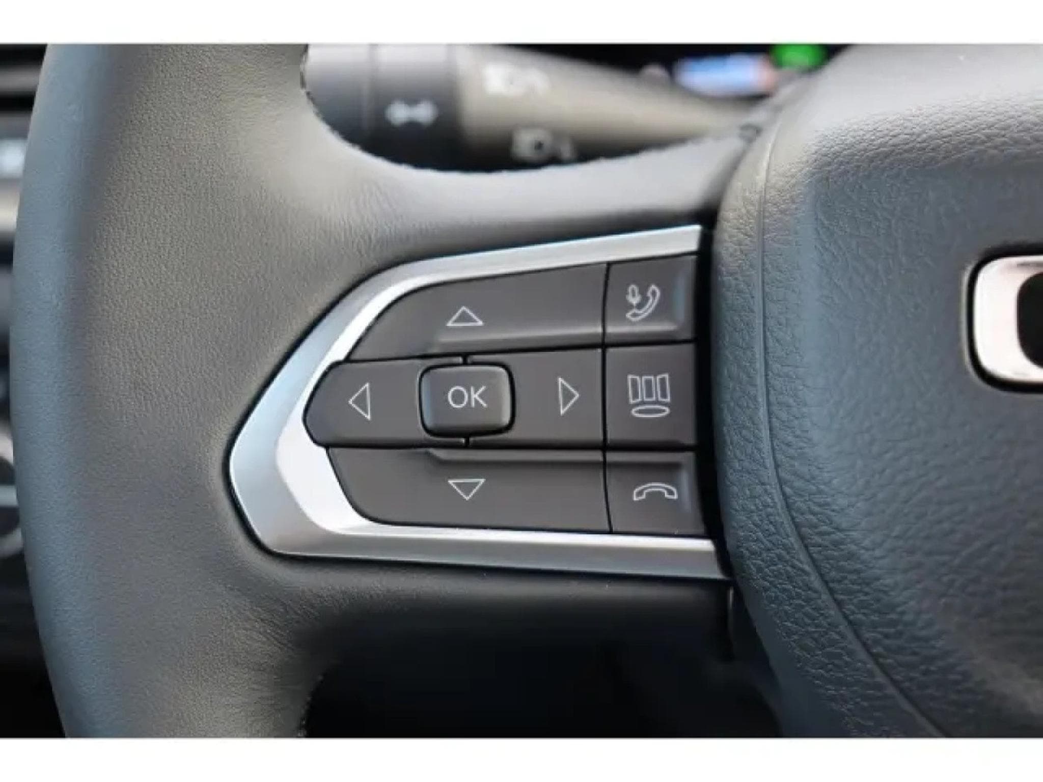 Jeep Renegade e-Hybrid MY25 Summit 1.5 MHEV (2025) - Photo 13