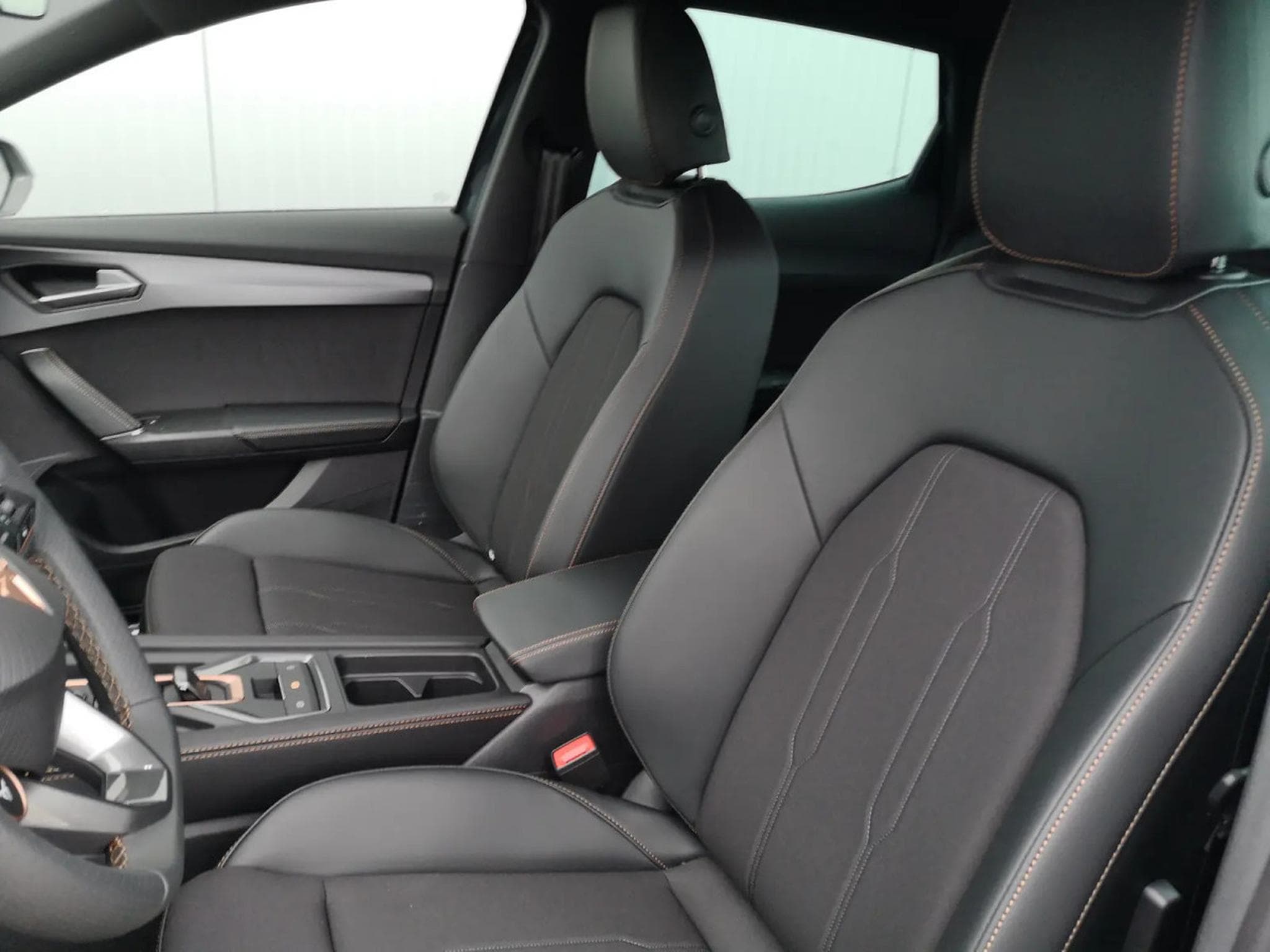 Cupra Formentor 1.5 eTSi DSG 150 (2026) - Photo 5