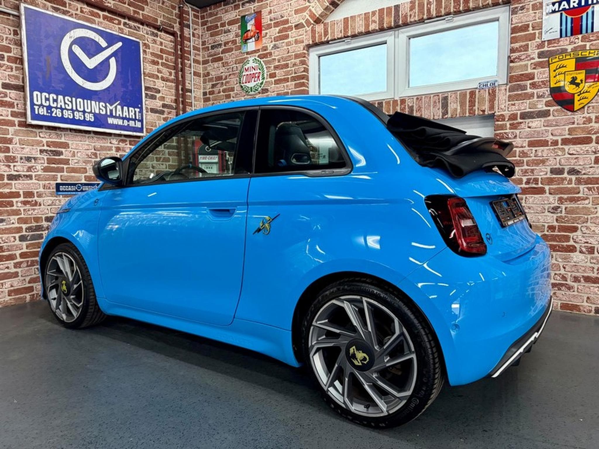 Abarth 500 500e Cabrio 155cv 42KW/h Auto SCORPIONISSIMA (2023) - Photo 2