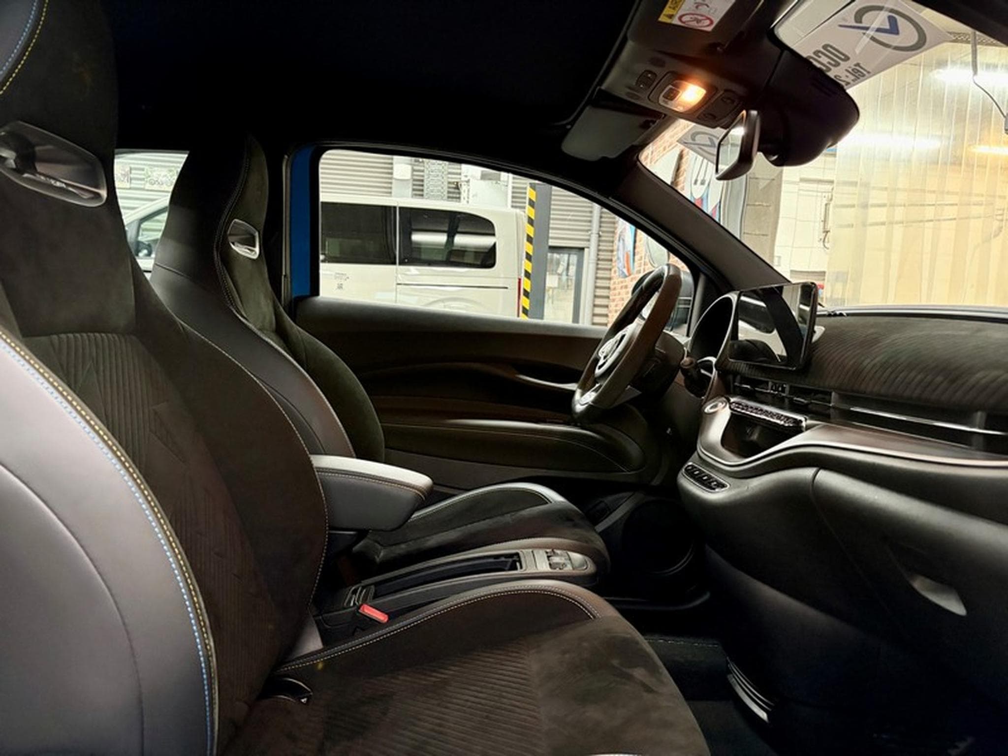 Abarth 500 500e Cabrio 155cv 42KW/h Auto SCORPIONISSIMA (2023) - Photo 8