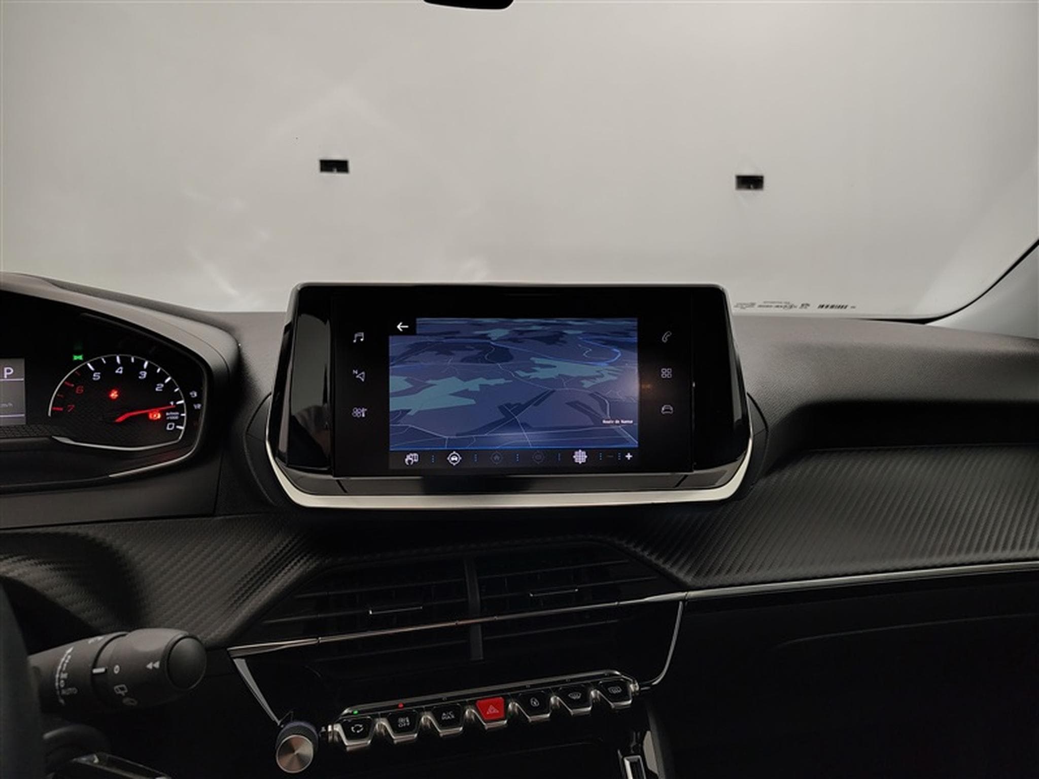 Peugeot 2008 1.2 PureTech Active Pack EAT8/NAVI/JA/PDC (2022) - Photo 10