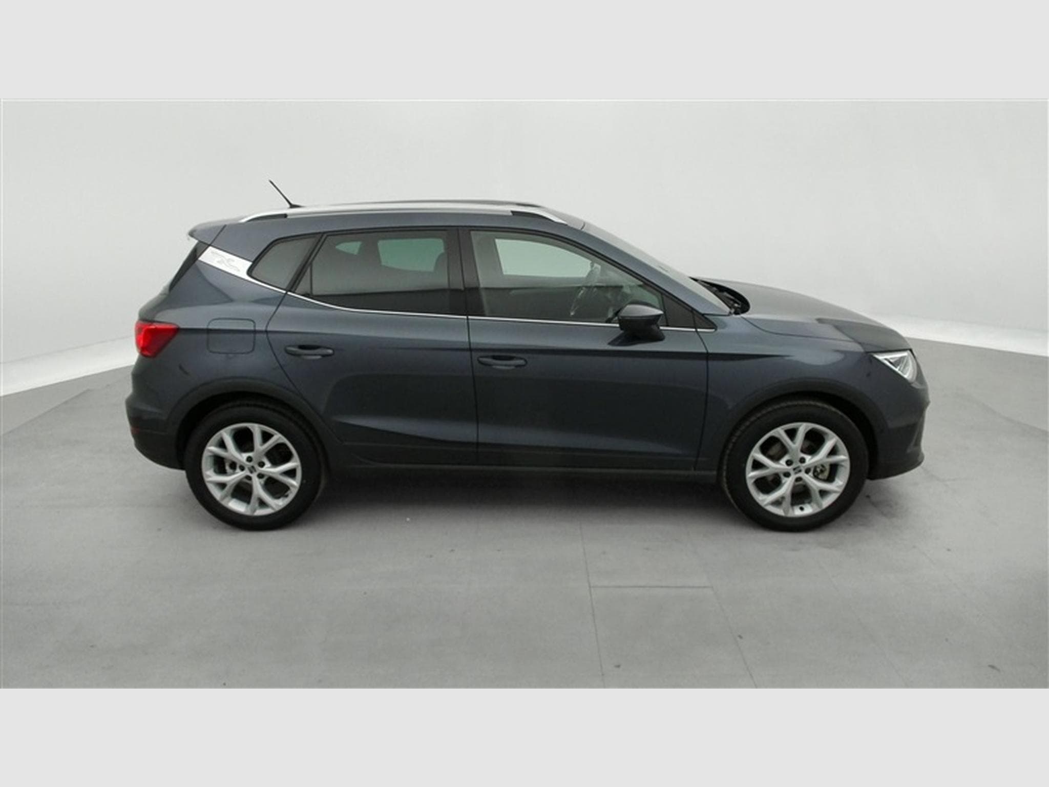 Seat Arona 1.0 TSI FR DSG NAVI / FULL LED / CARPLAY (2024) - Photo 24