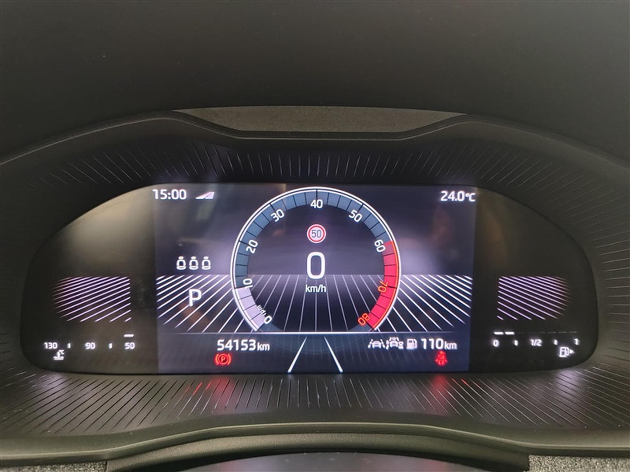 Skoda Kamiq 1.0 TSI 115Cv DSG7 Black Dots CARPLAY / CAMERA / FULL LED (2024) - Photo 10
