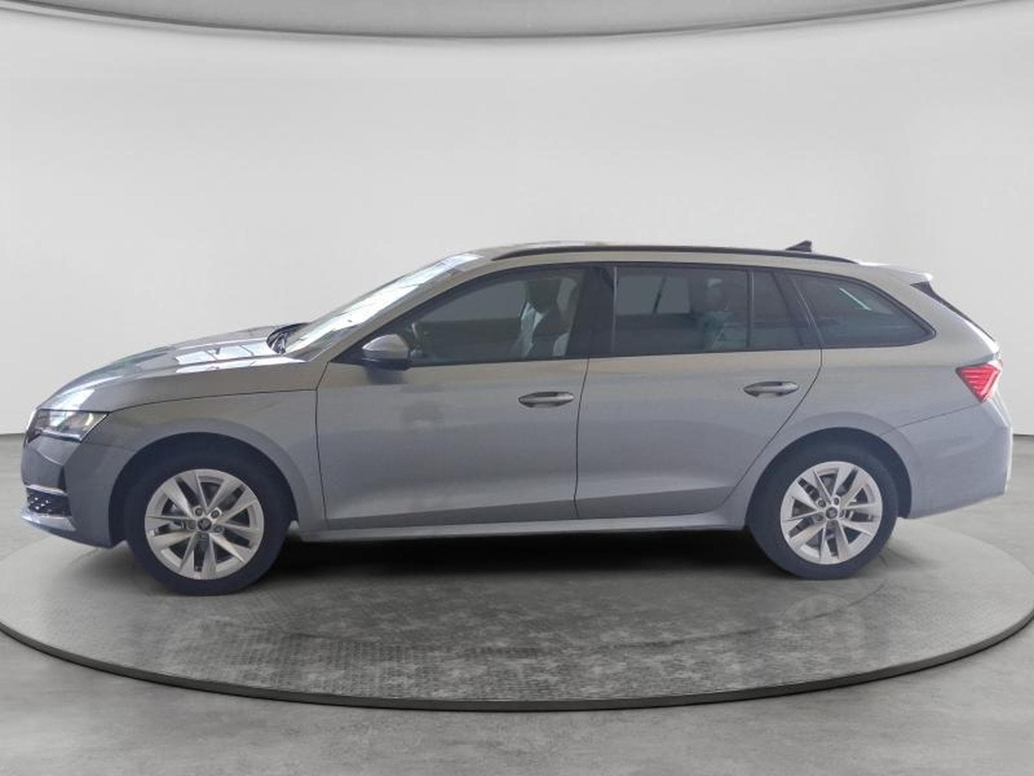 Skoda Octavia Selection (2026) - Photo 17