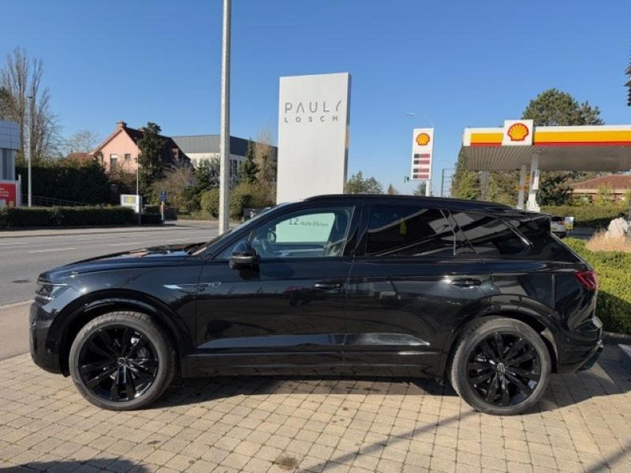 VW Touareg R-LINE (2022) - Photo 4