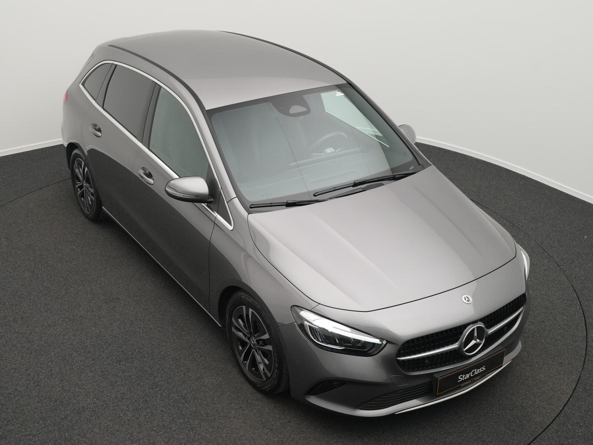 Mercedes B 180 LED+Kamera+Apple+MBUX (2024) - Photo 10