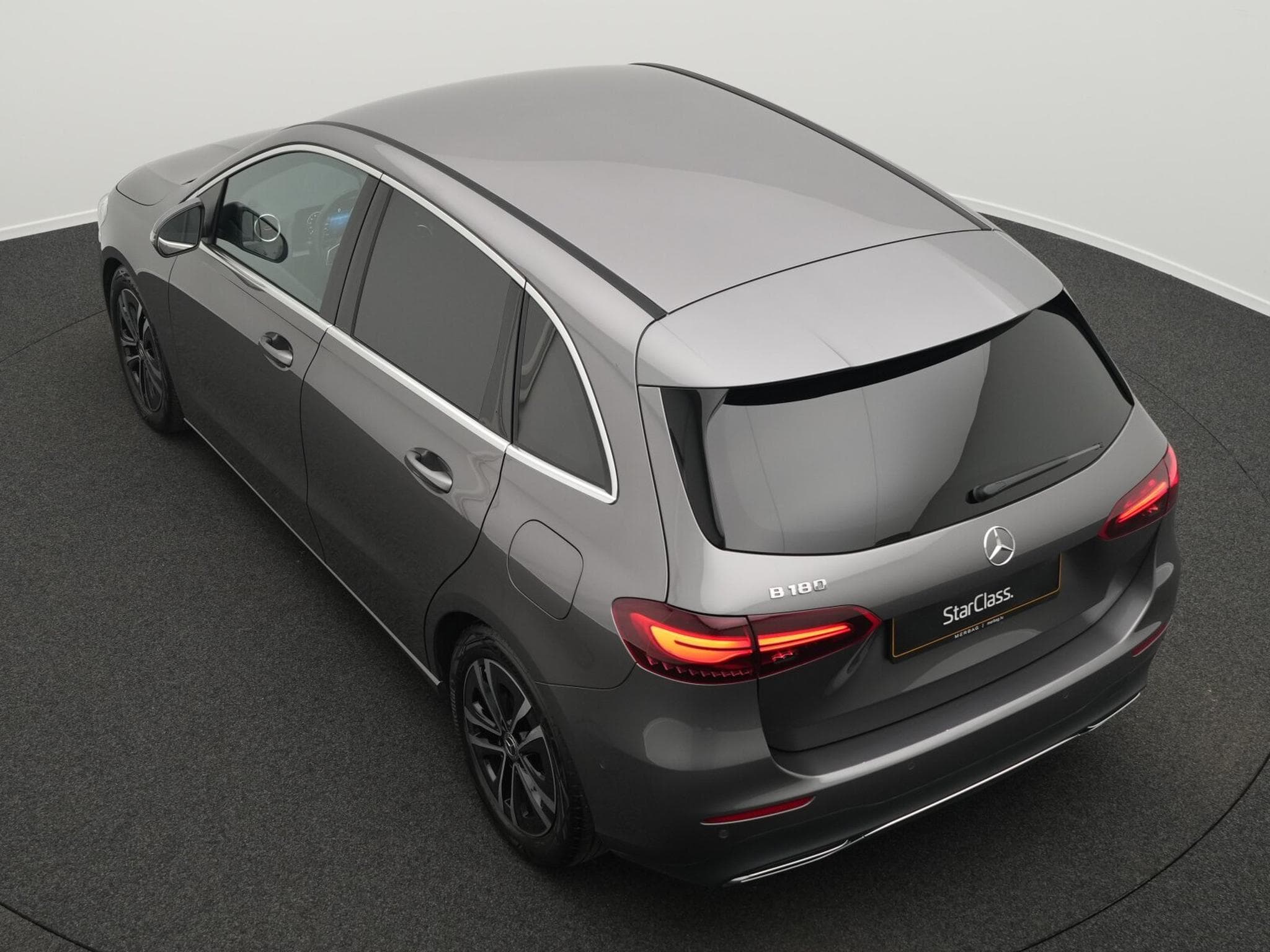 Mercedes B 180 LED+Kamera+Apple+MBUX (2024) - Photo 11