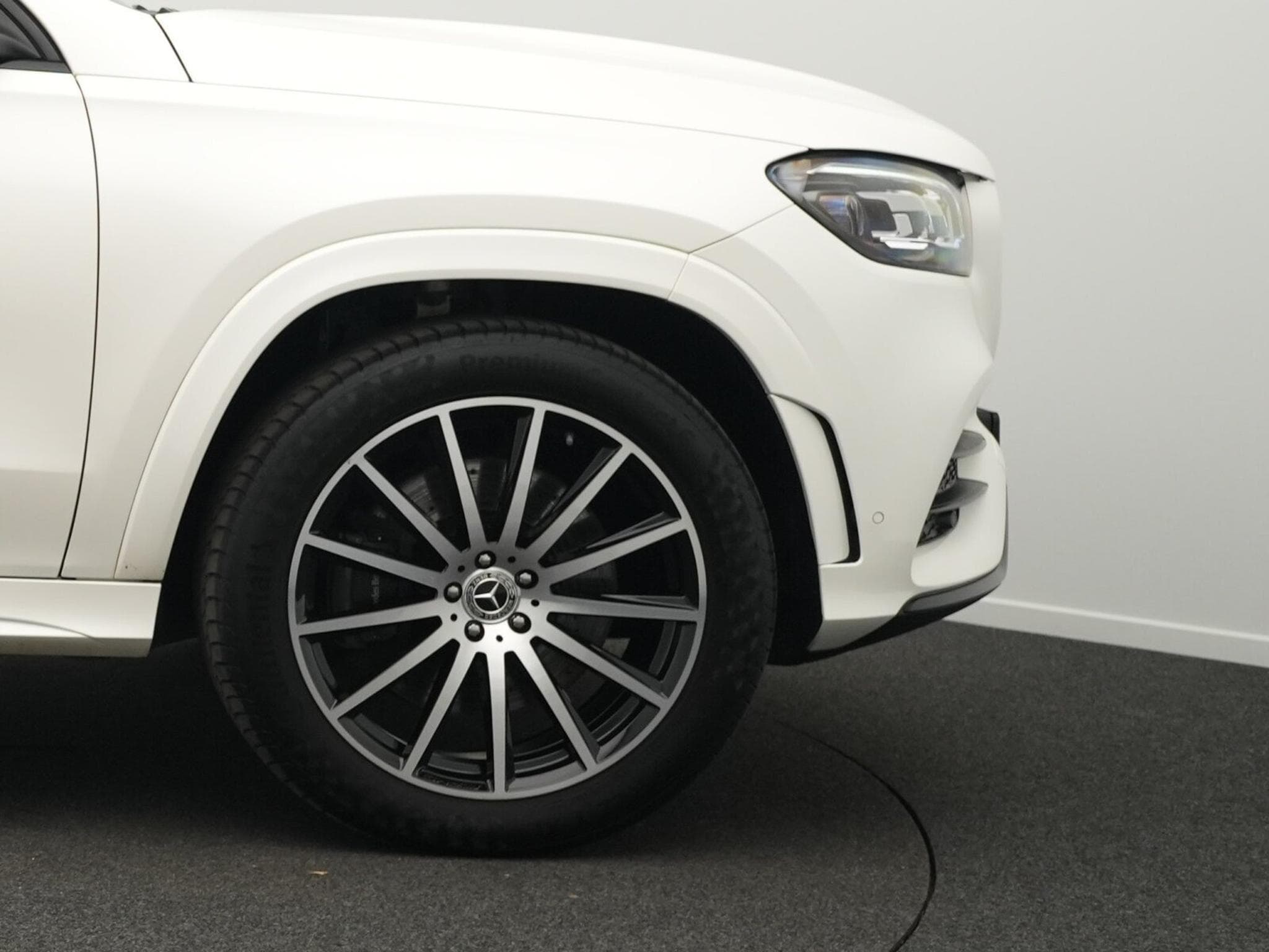 Mercedes GLS 400 d 4MATIC Pano+Multi+Airmatic+Night (2021) - Photo 6