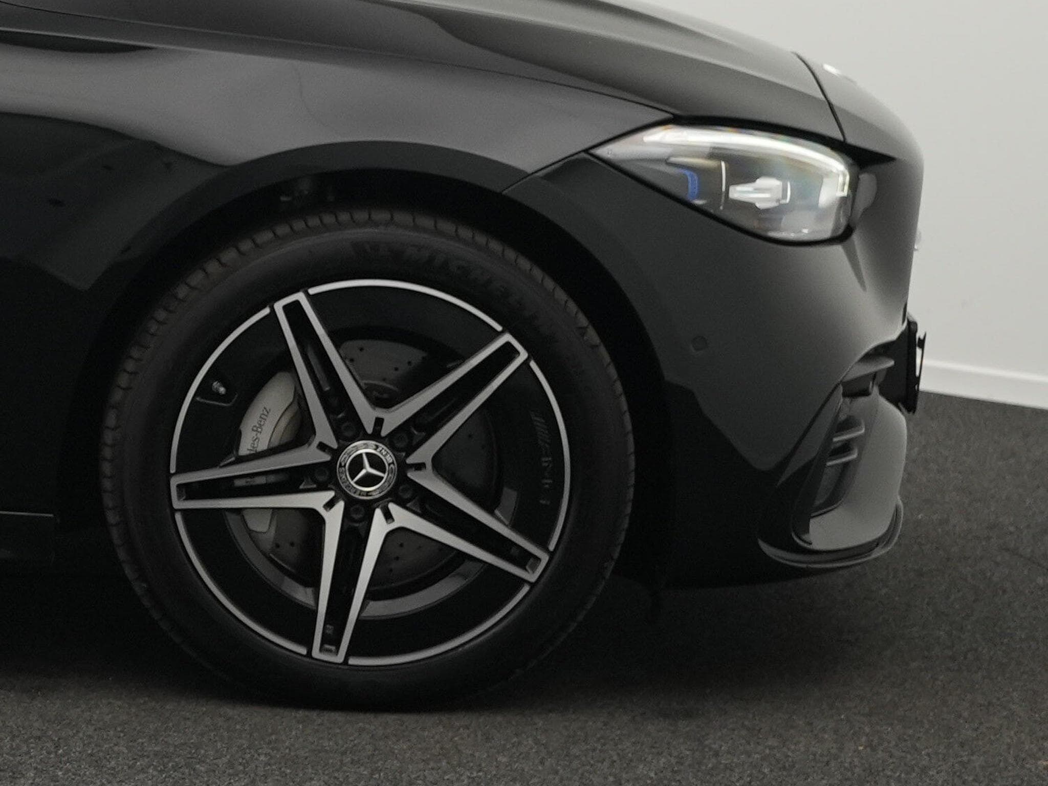 Mercedes C 300 e T AMG-Line Digital+360°+Night+EasyPack (2023) - Photo 6