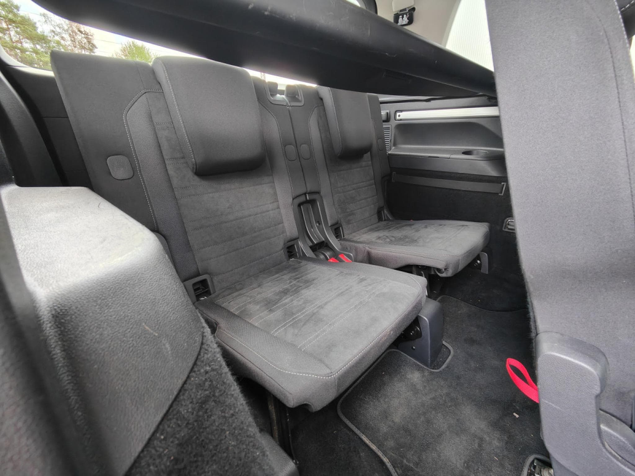 VW Touran 1.6 TDI HIGHLINE 7 PLACES GPS BLUETOOTH RADAR AV/ARR (2018) - Photo 9