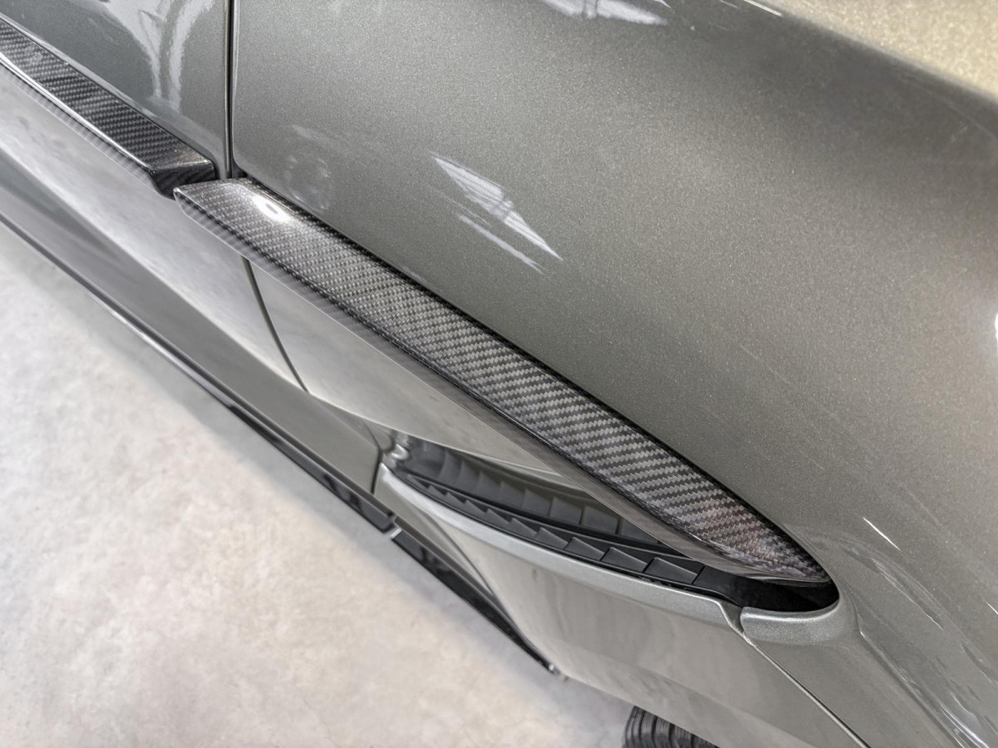 Aston-Martin DBX ASTON MARTIN DBX707 °FACELIFT° 4.0 V8 BITURBO – FULL CARBON (2025) - Photo 11