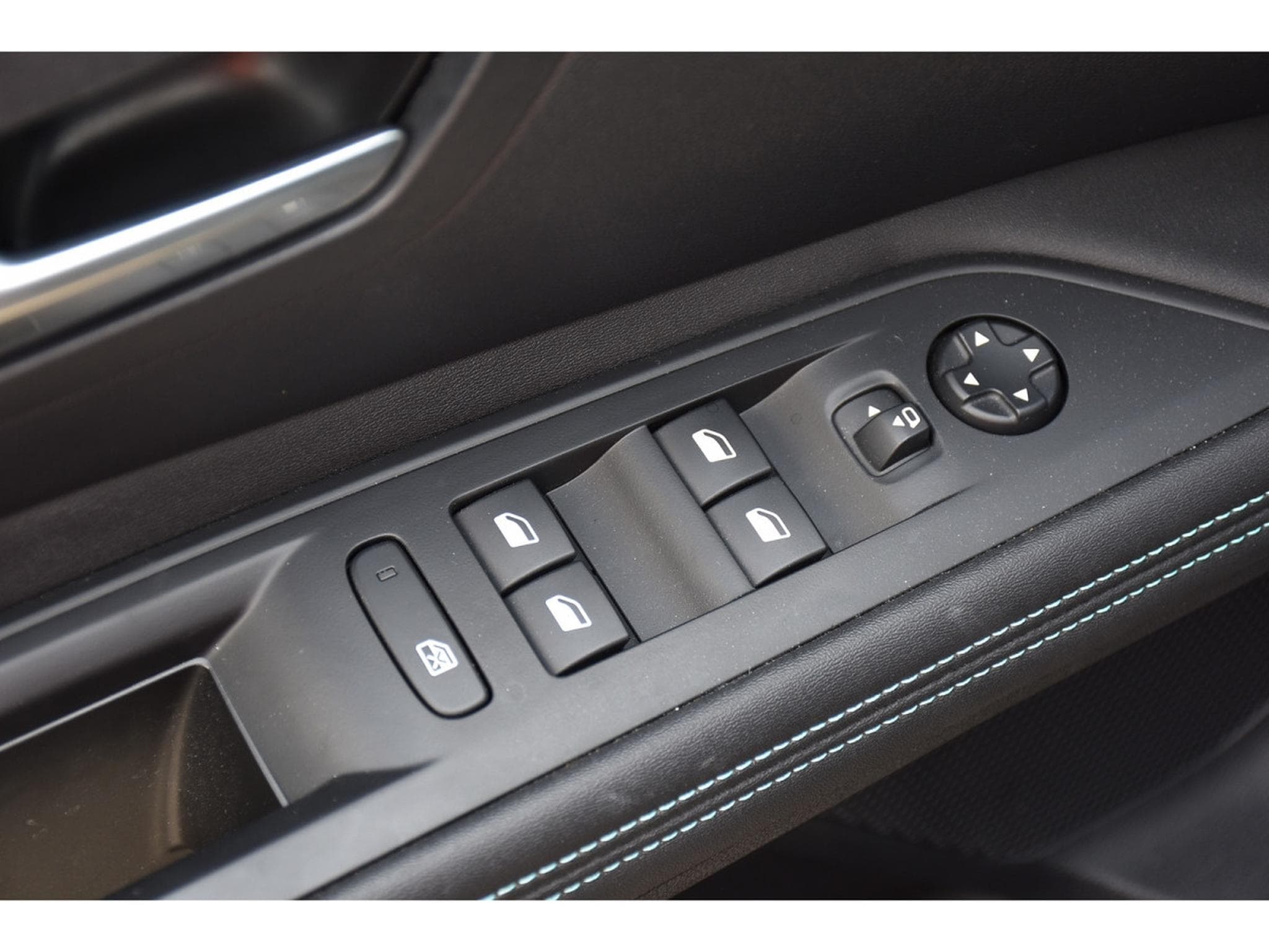 Peugeot 3008 1.6 Hybrid PHEV 180 Allure e-EAT8 ACC LANE SIDE CAM 1° MAIN (2024) - Photo 19