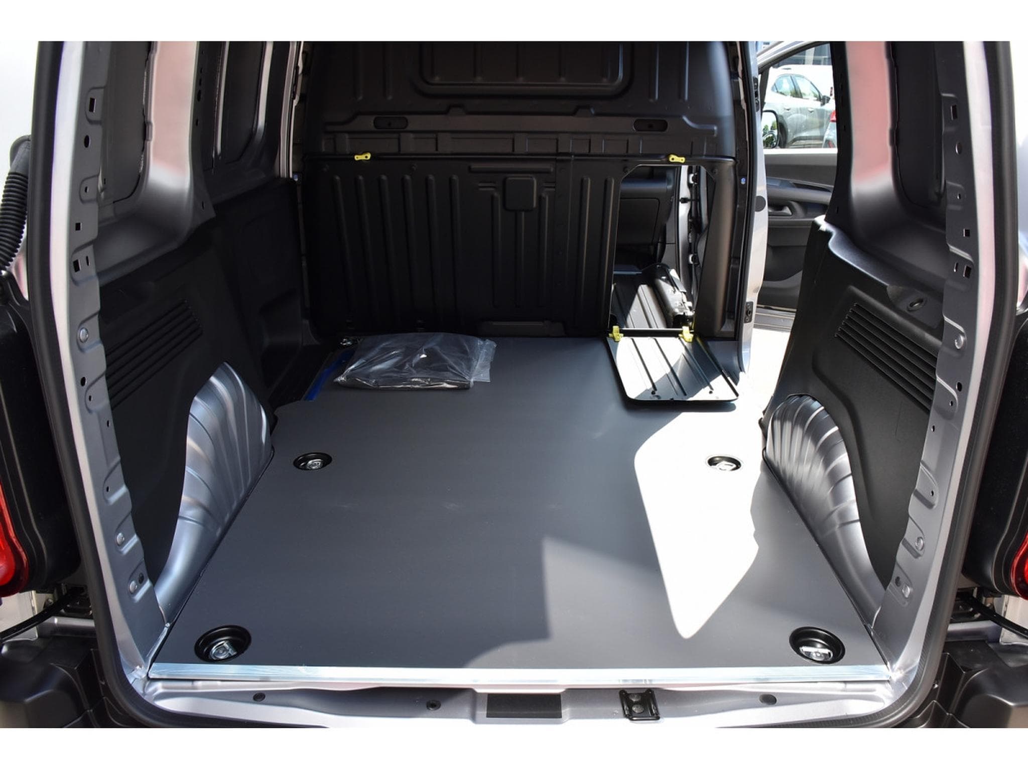 Citroën Berlingo Van Fourgon M 1.5 HDI 3 Pl. REGUL LANE CAM NEUF (2026) - Photo 17