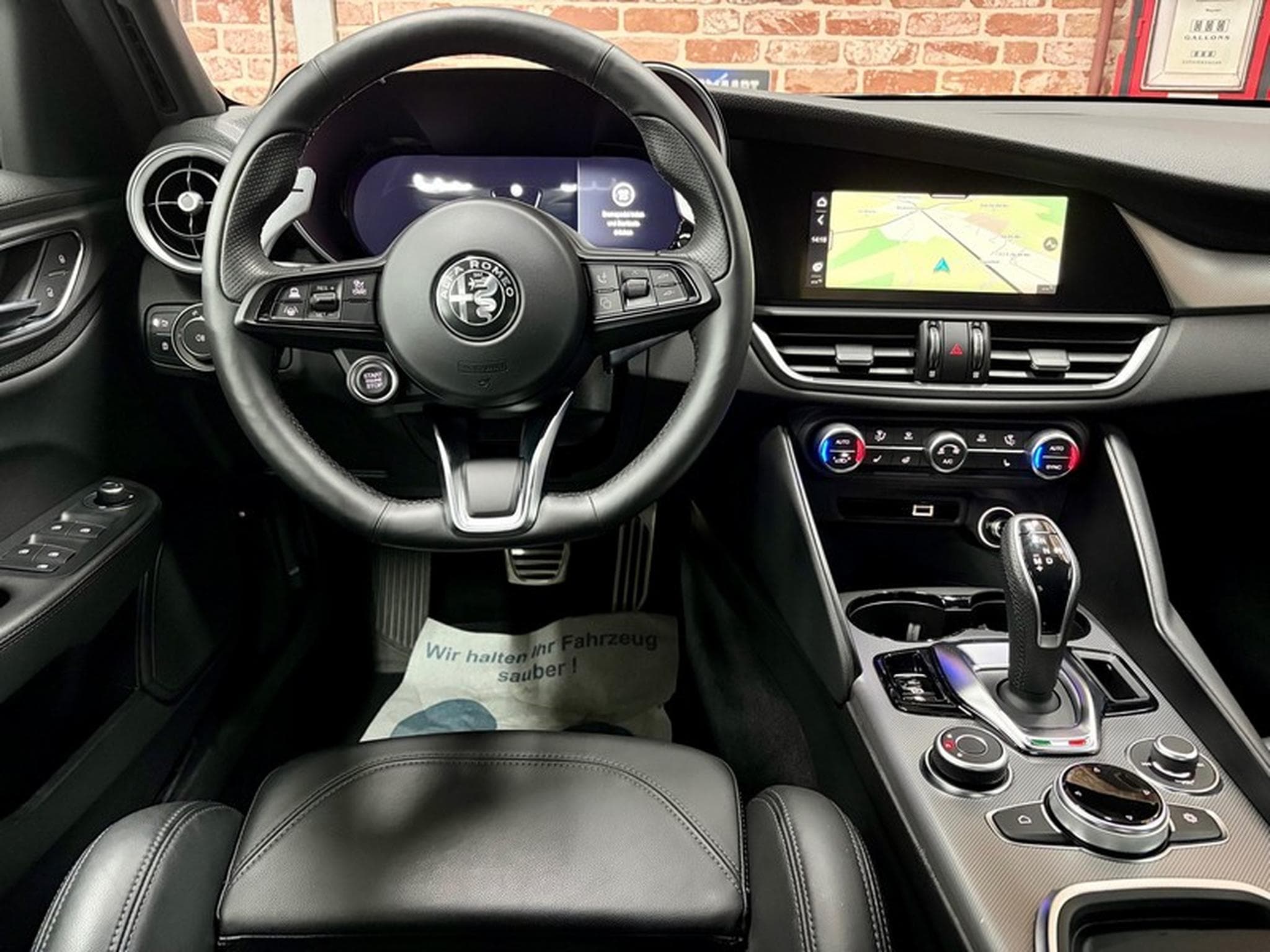 Alfa-Romeo Giulia Giulia 2.0 Turbo 16V 280cv Auto 4x4 Q4 VELOCE (2025) - Photo 4