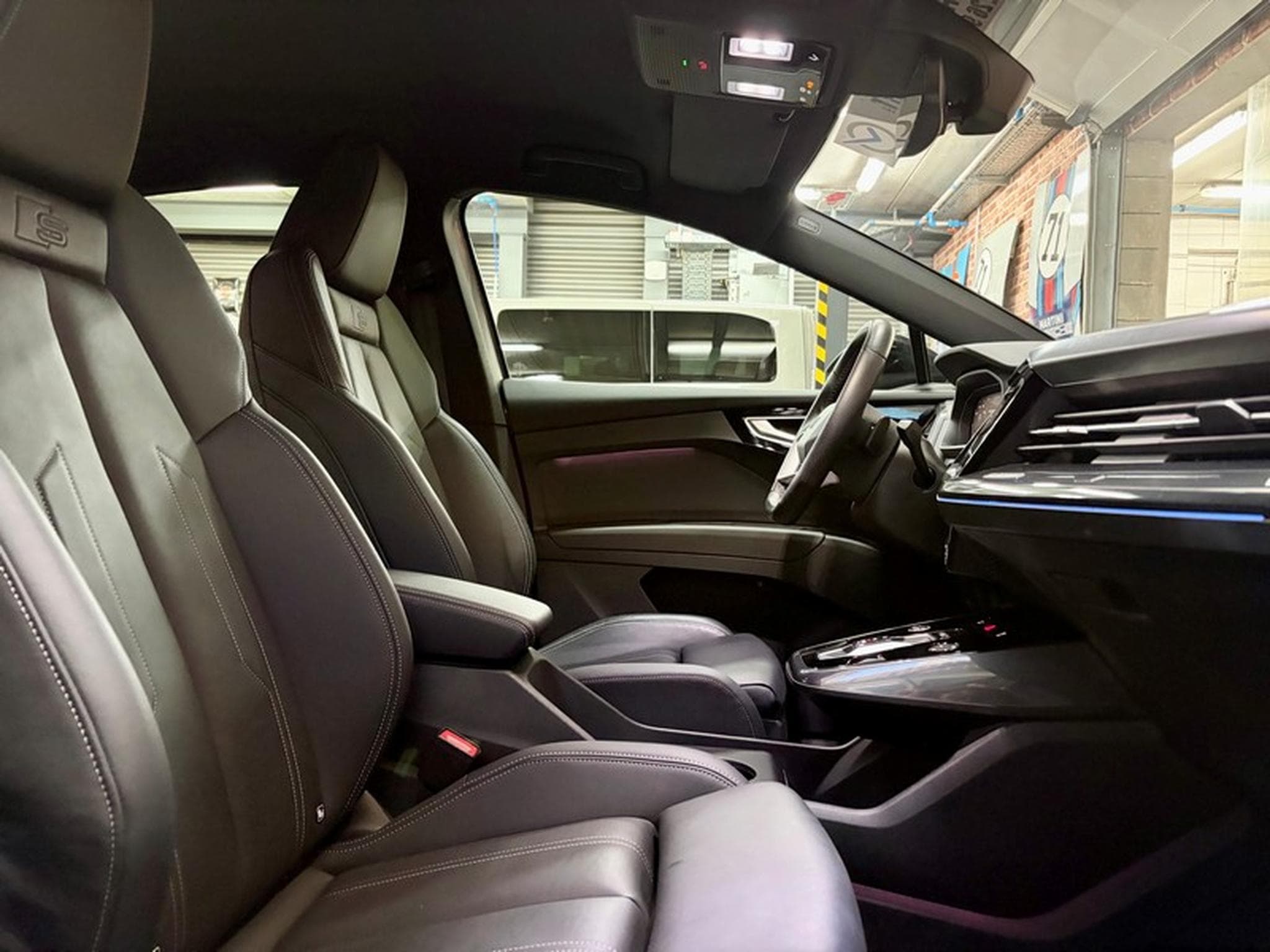 Audi Q4 e-tron Q4 e-tron Sportback 299cv 82KW/h Auto QUATTRO S-LINE (2023) - Photo 8