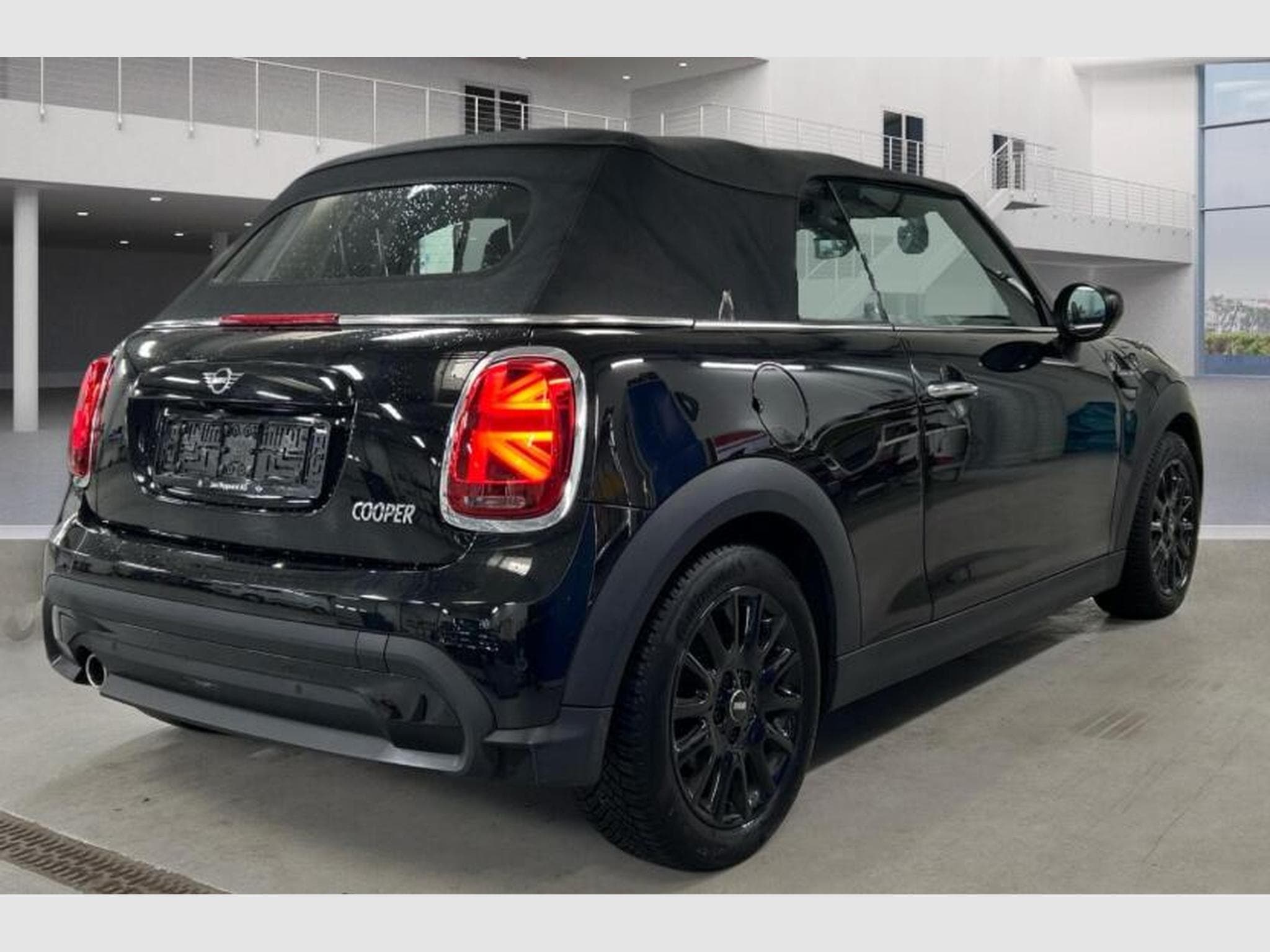MINI Cooper EXPERIENCE AUT 136cv NAVI / REGUL / CAMERA (2022) - Photo 4