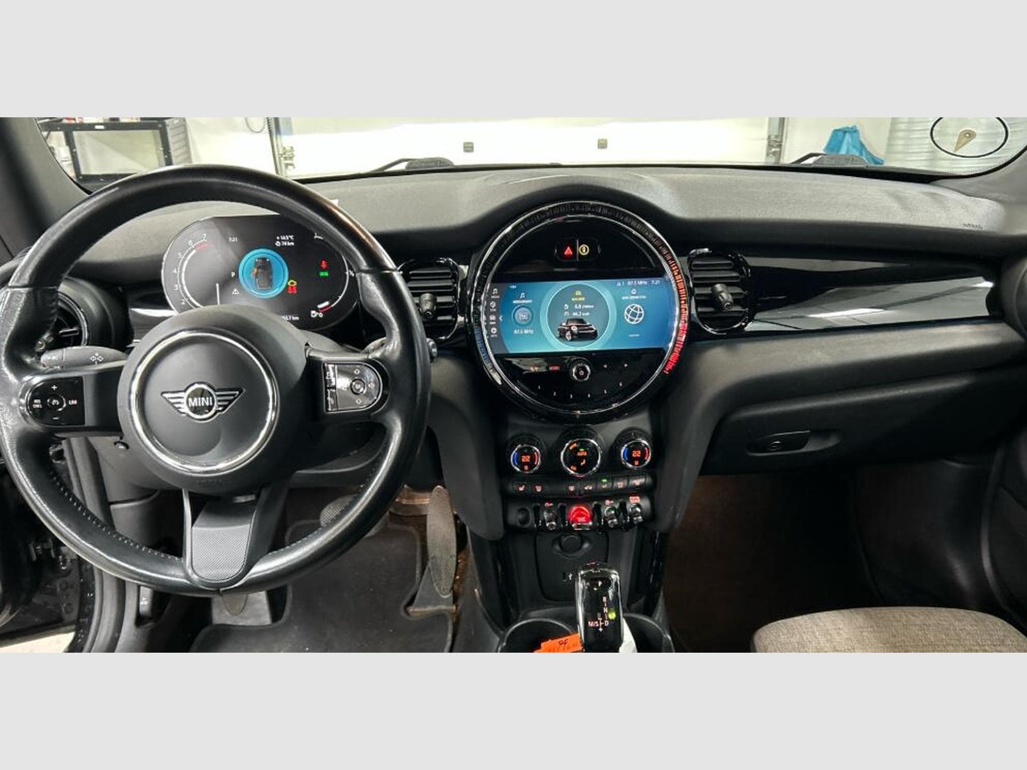 MINI Cooper EXPERIENCE AUT 136cv NAVI / REGUL / CAMERA (2022) - Photo 6