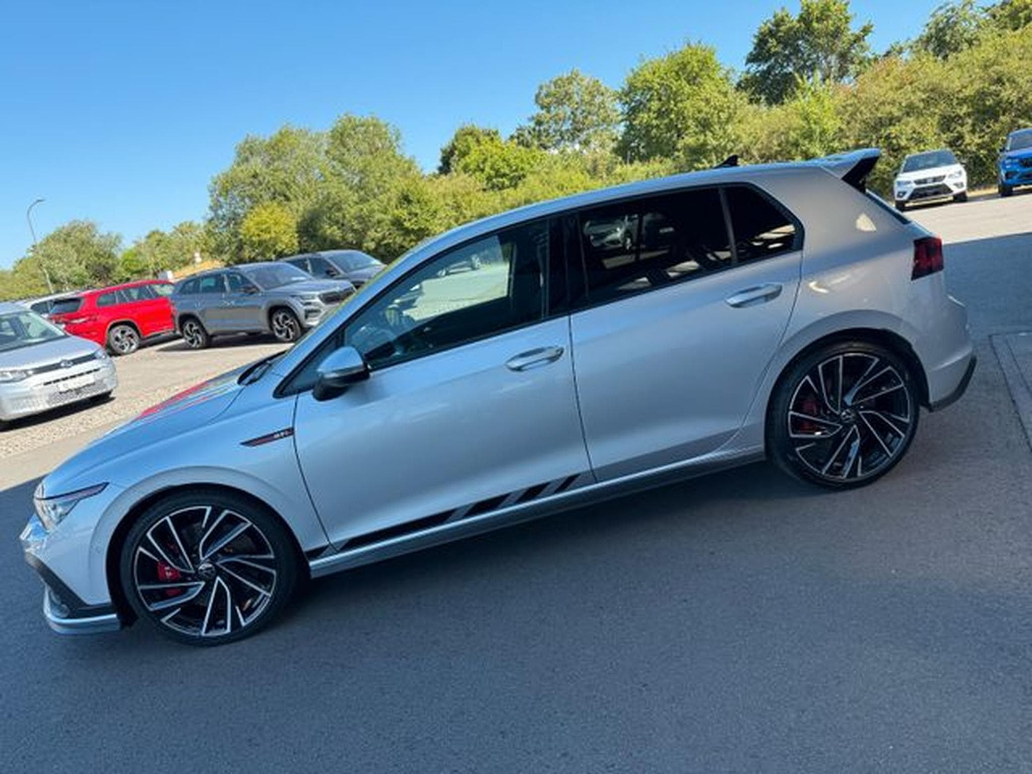 VW Golf Golf VIII GTI Clubsport H/K Sound 19" IQ DCC HUD (2021) - Photo 9
